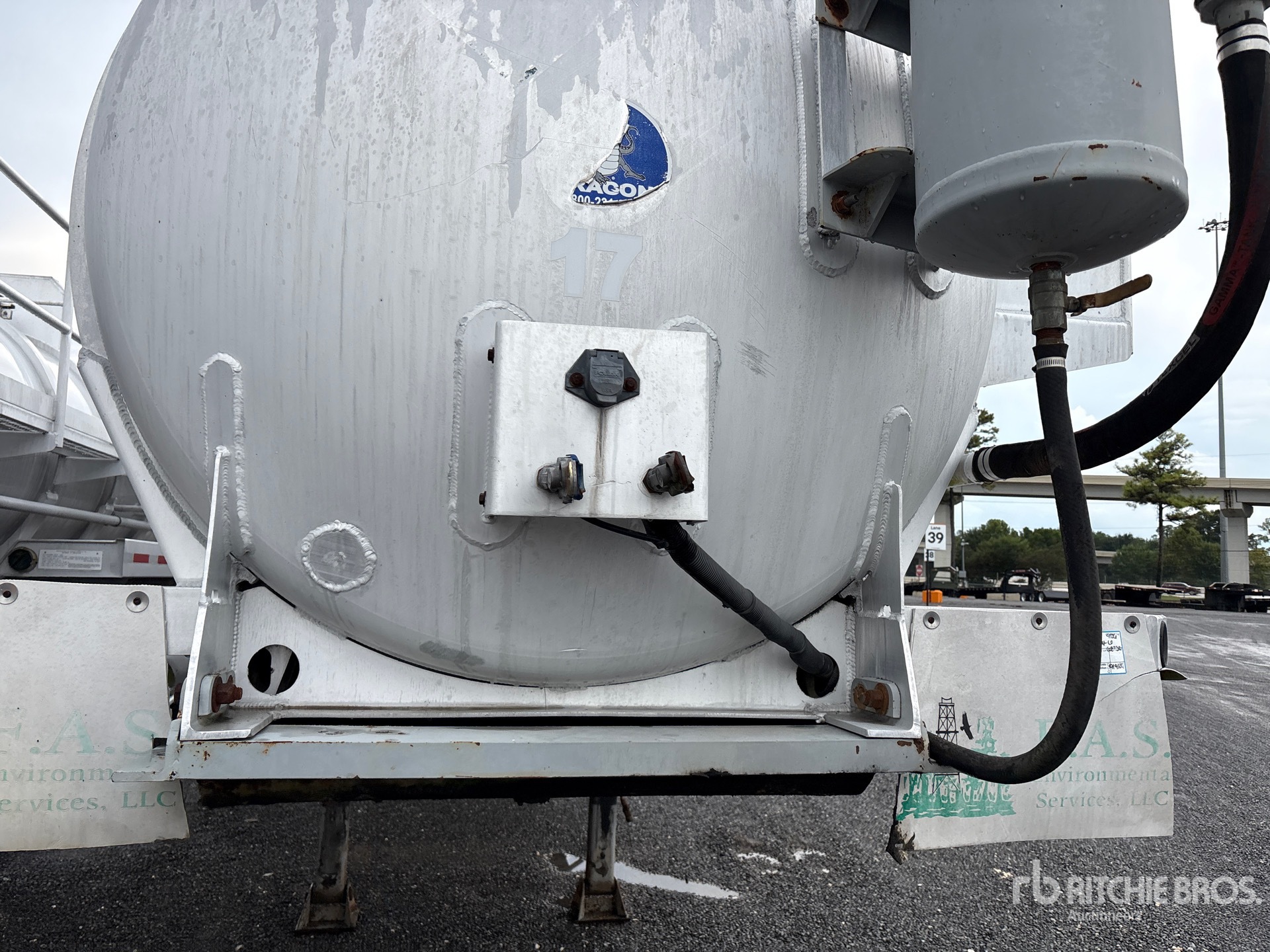 2010 Dragon 150 bbl T/A