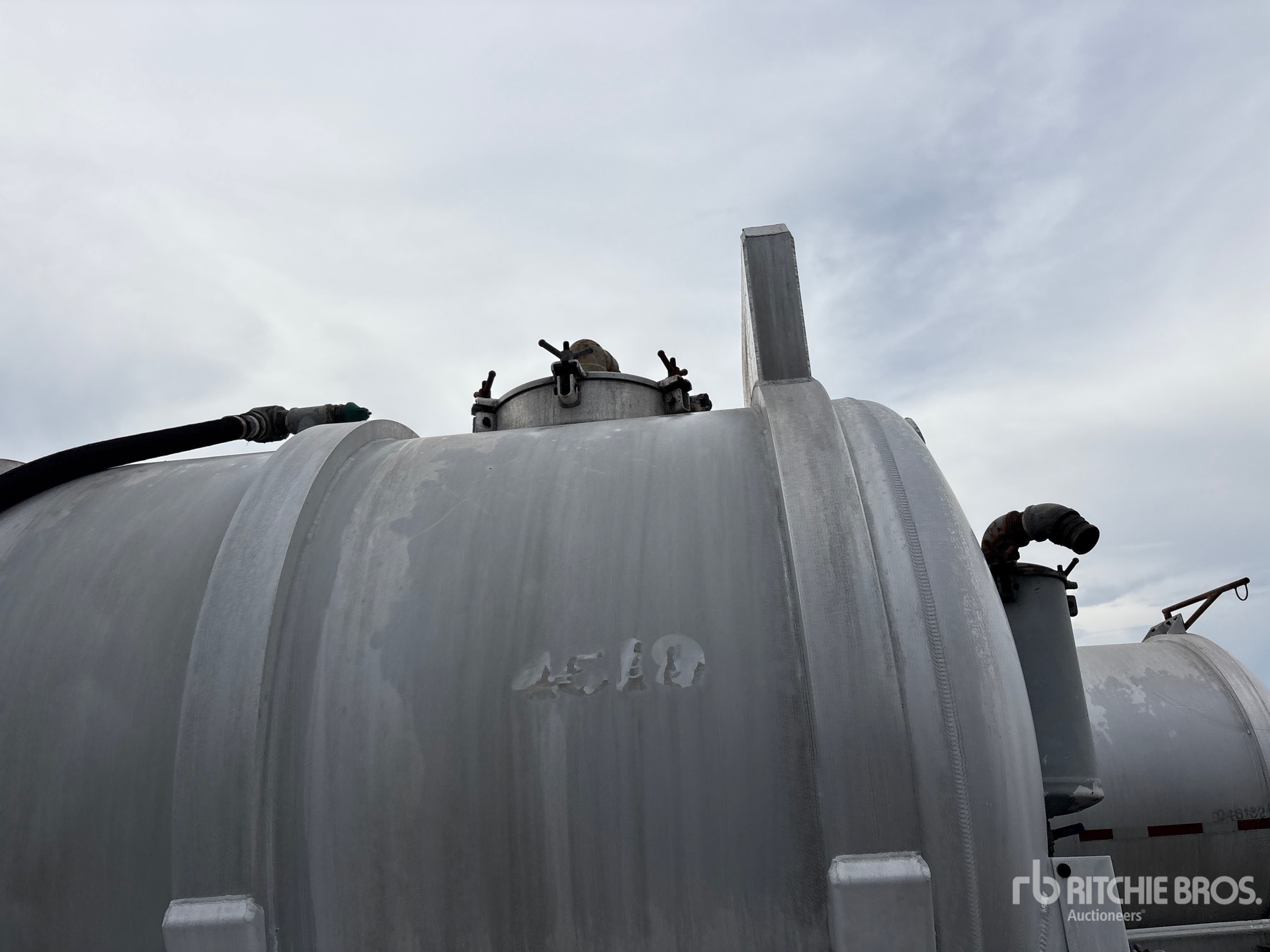 2010 Dragon 150 bbl T/A
