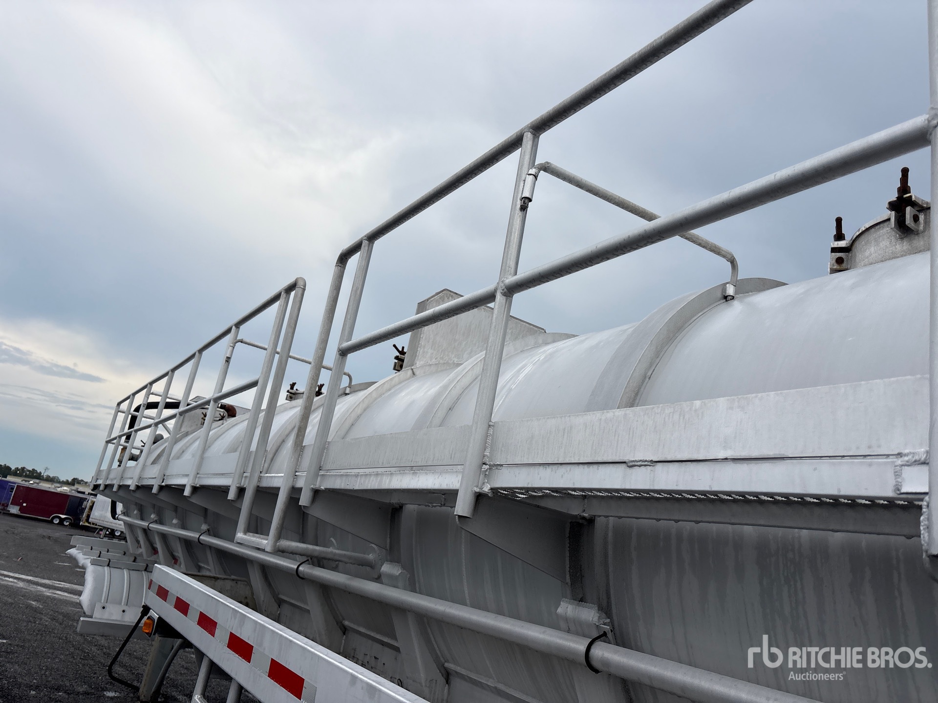 2009 Dragon 150 bbl T/A
