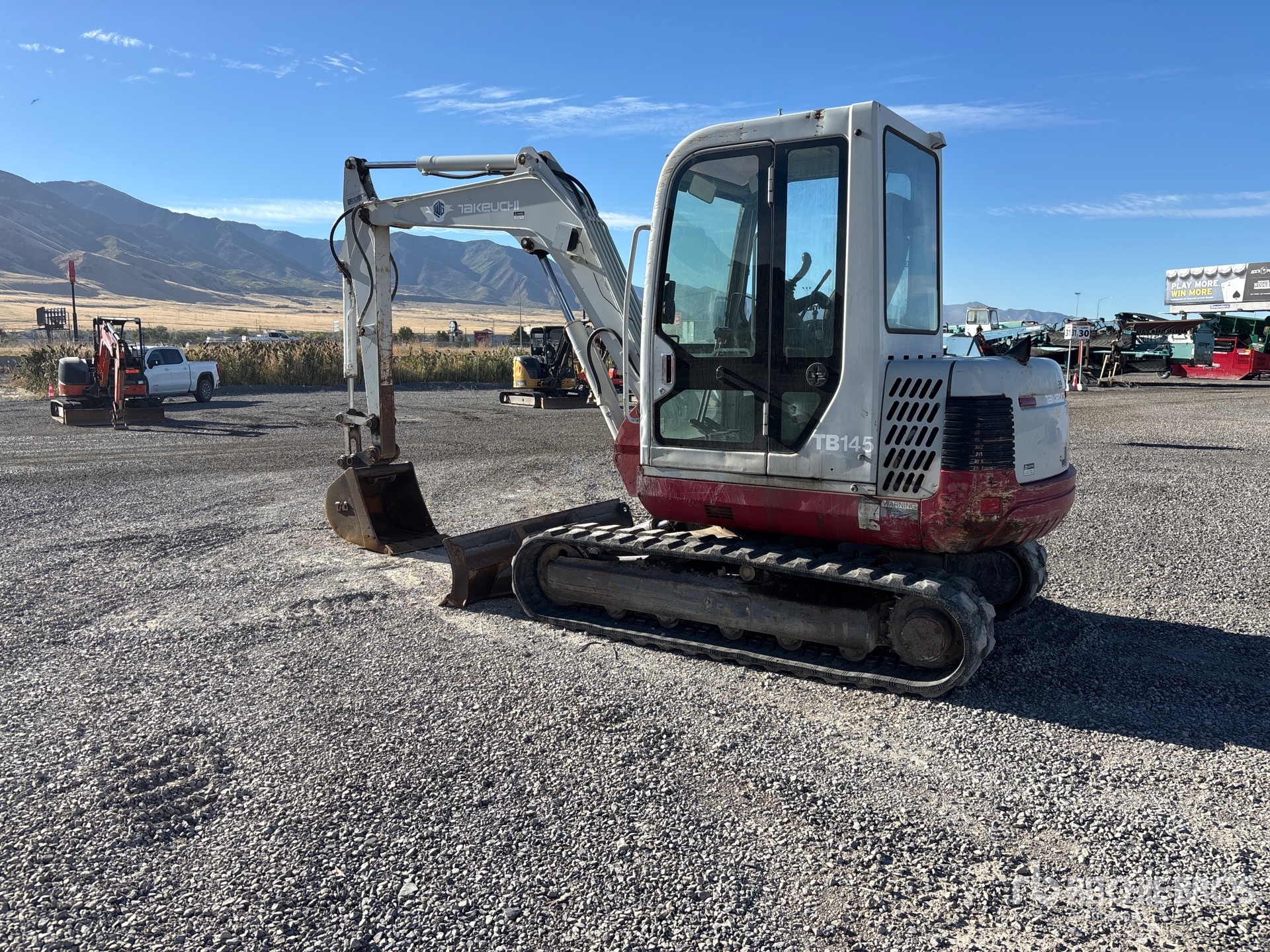 2006 Takeuchi TB145