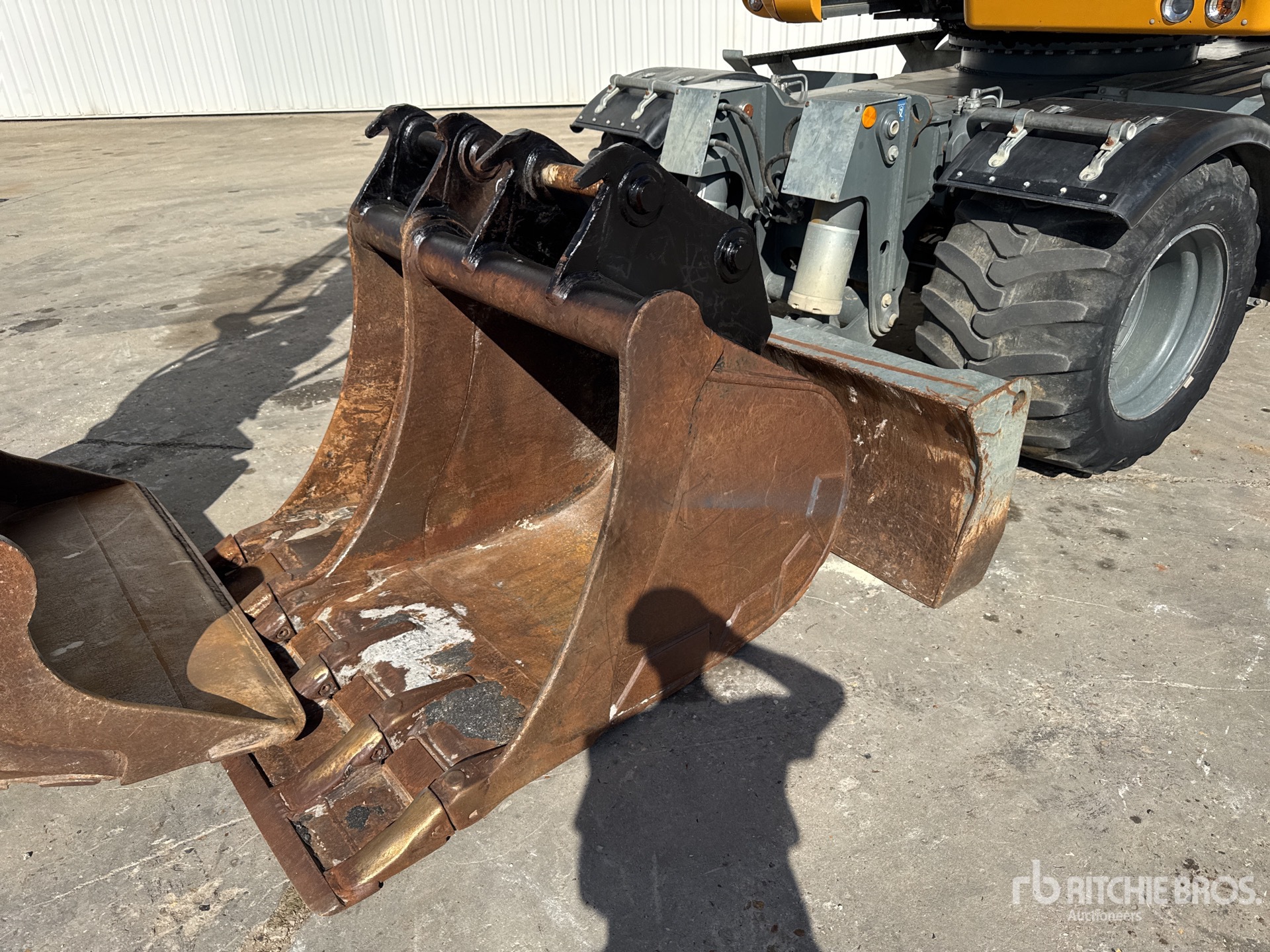2021 Liebherr A913 CL