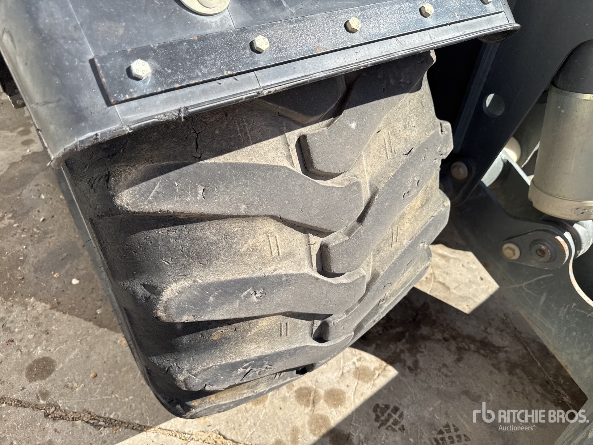 2021 Liebherr A913 CL