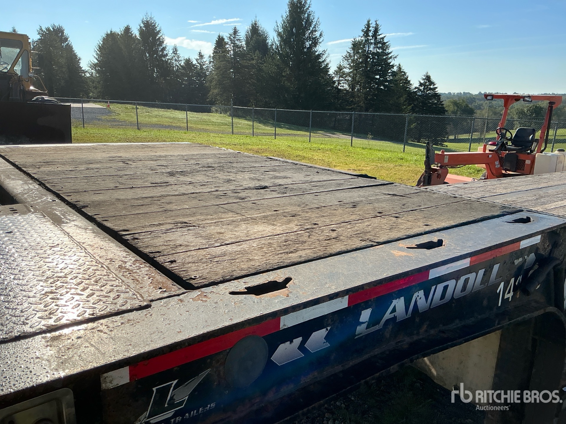 2018 Landoll 440A