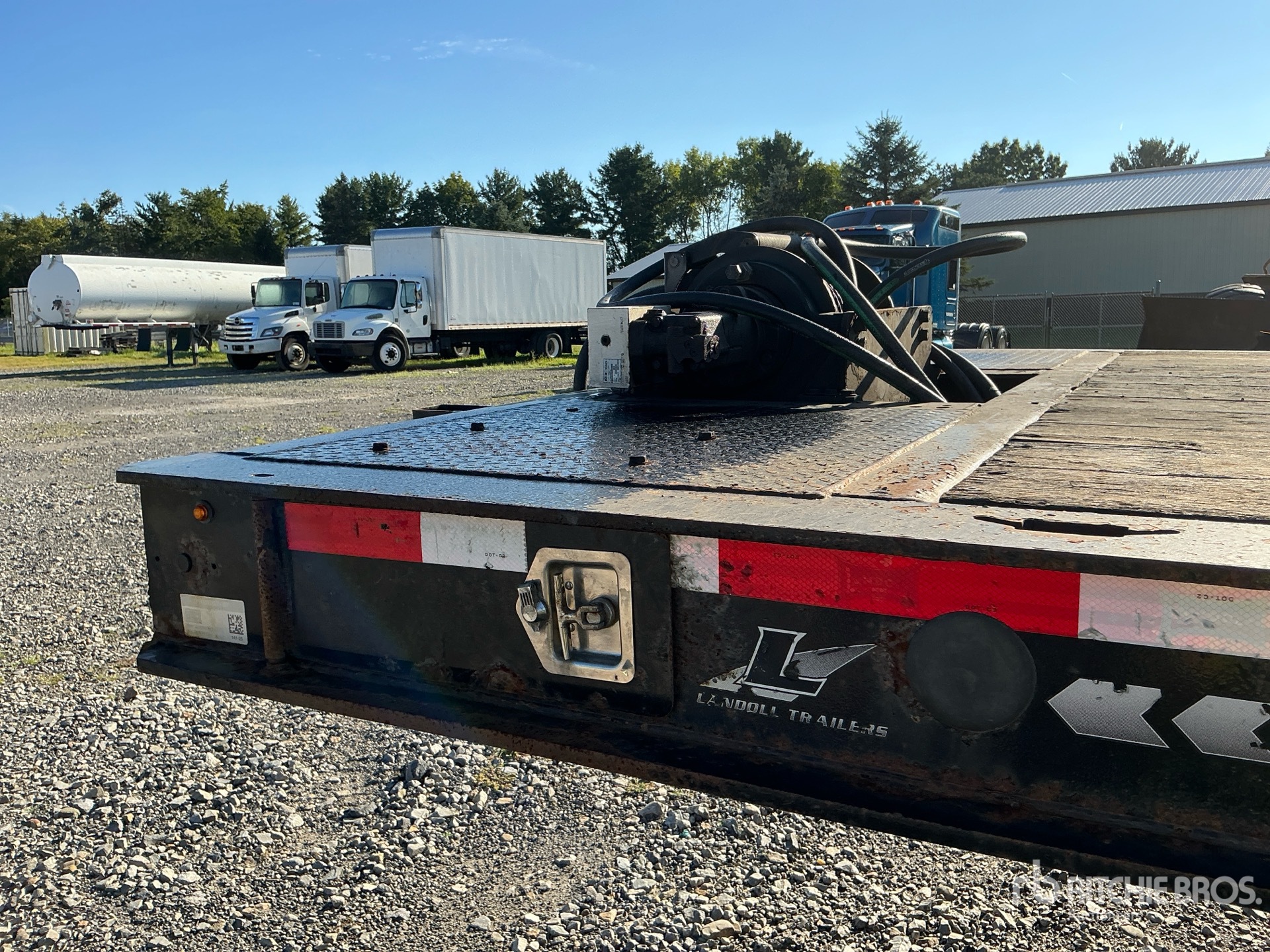 2018 Landoll 440A