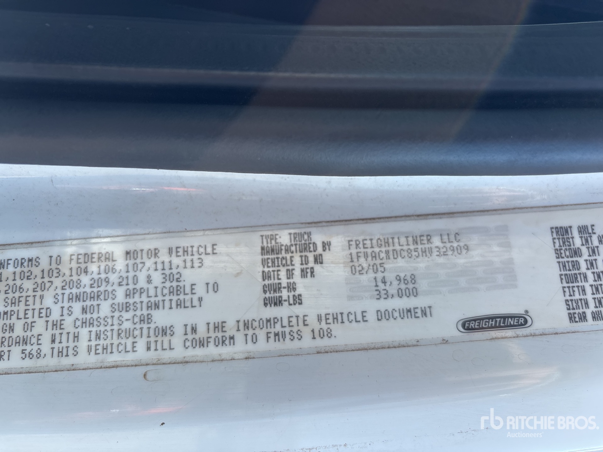 2005 Freightliner M2 106