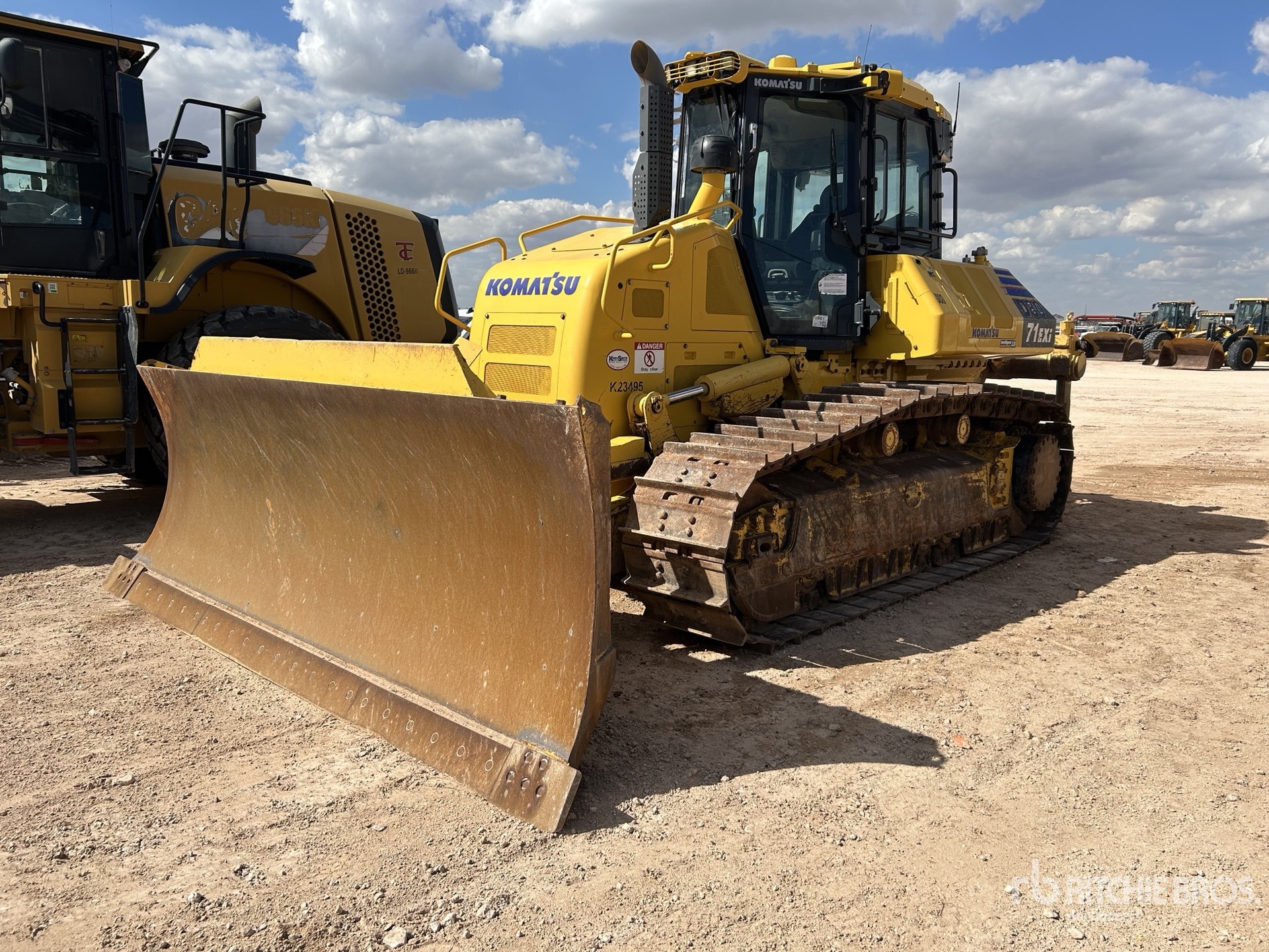 Photo of 2023 Komatsu D71EXI-24
