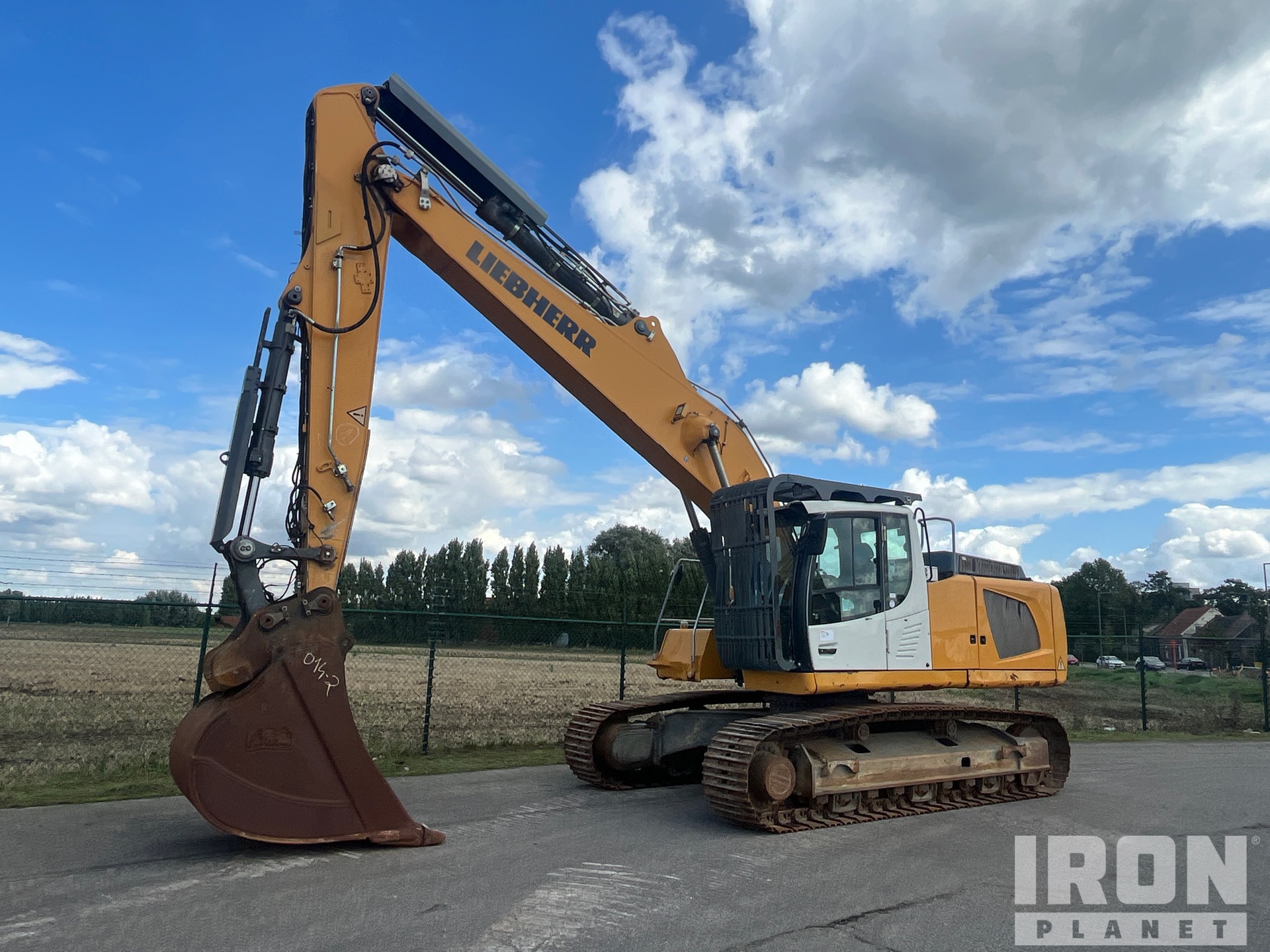 2019 Liebherr R936LC