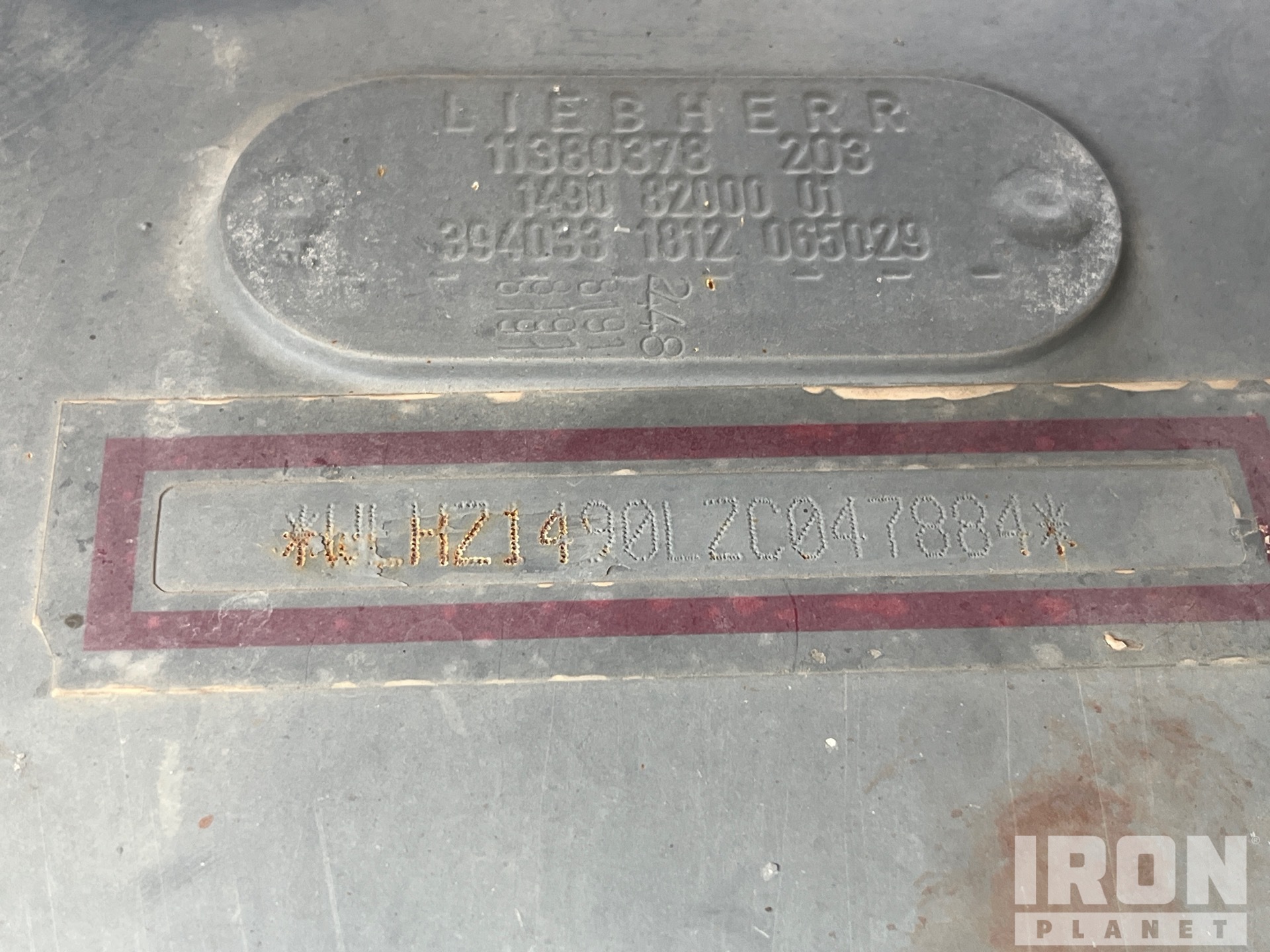 2019 Liebherr R936LC