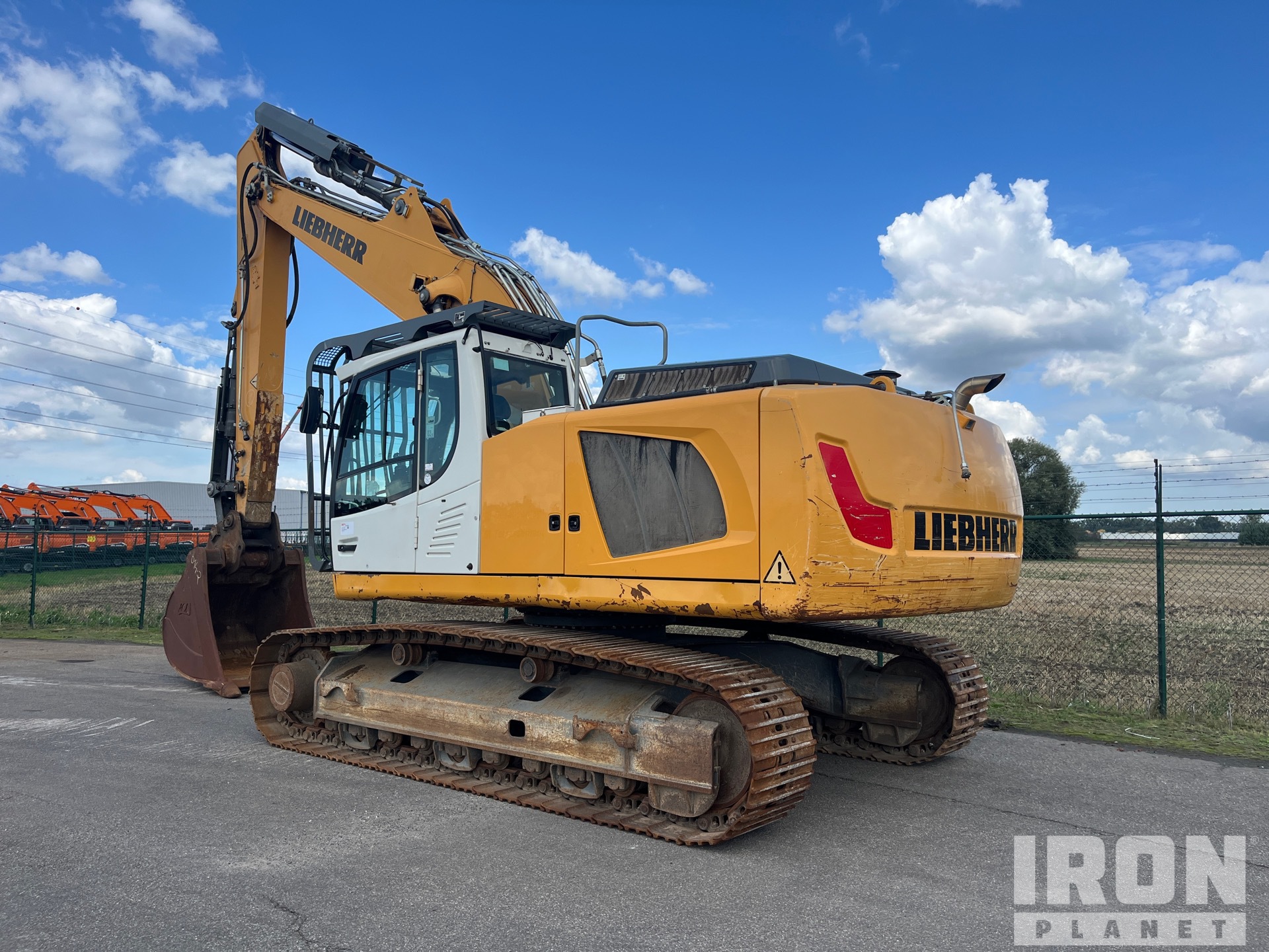2019 Liebherr R936LC