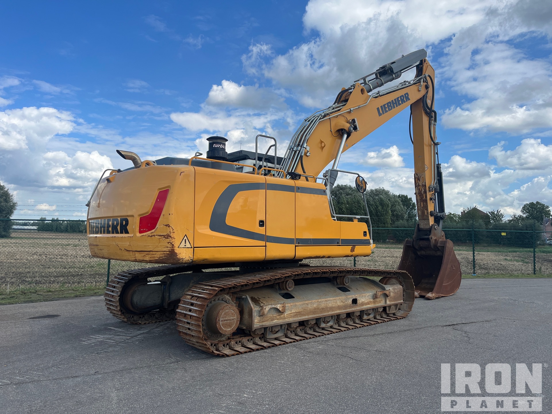 2019 Liebherr R936LC