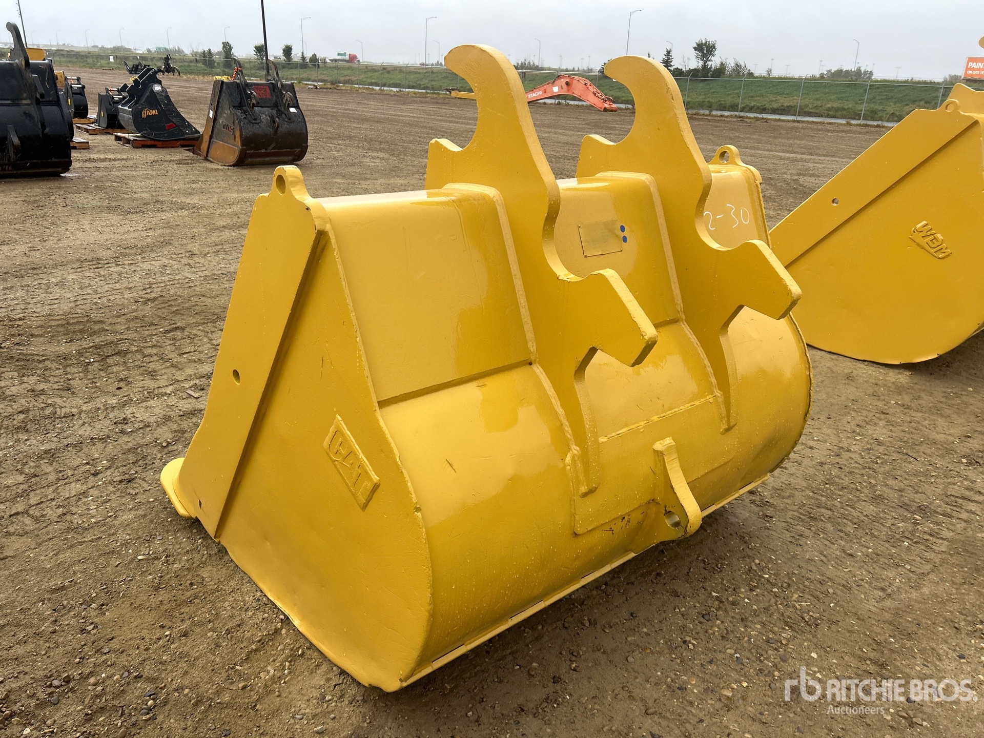 Caterpillar 65 in Q/C Cleanup - Fits Cat 329D