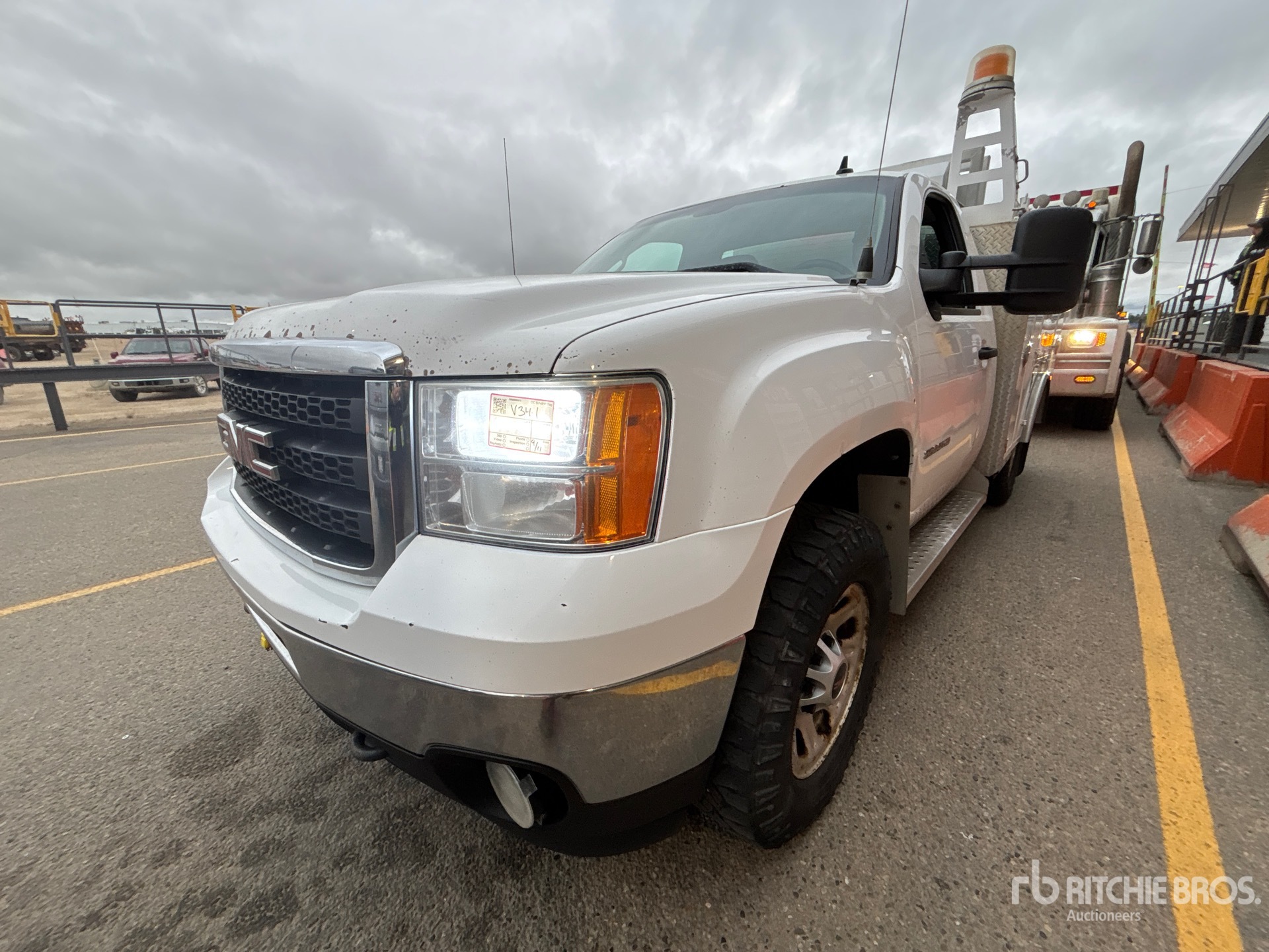 2011 GMC SIERRA 3500HD