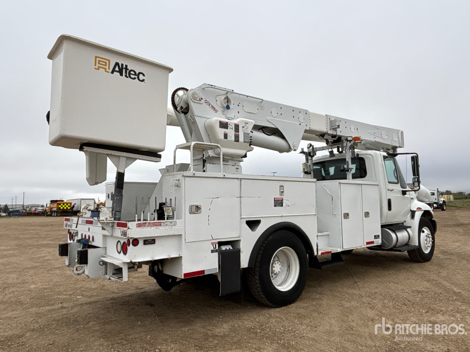 2009 International 4300
