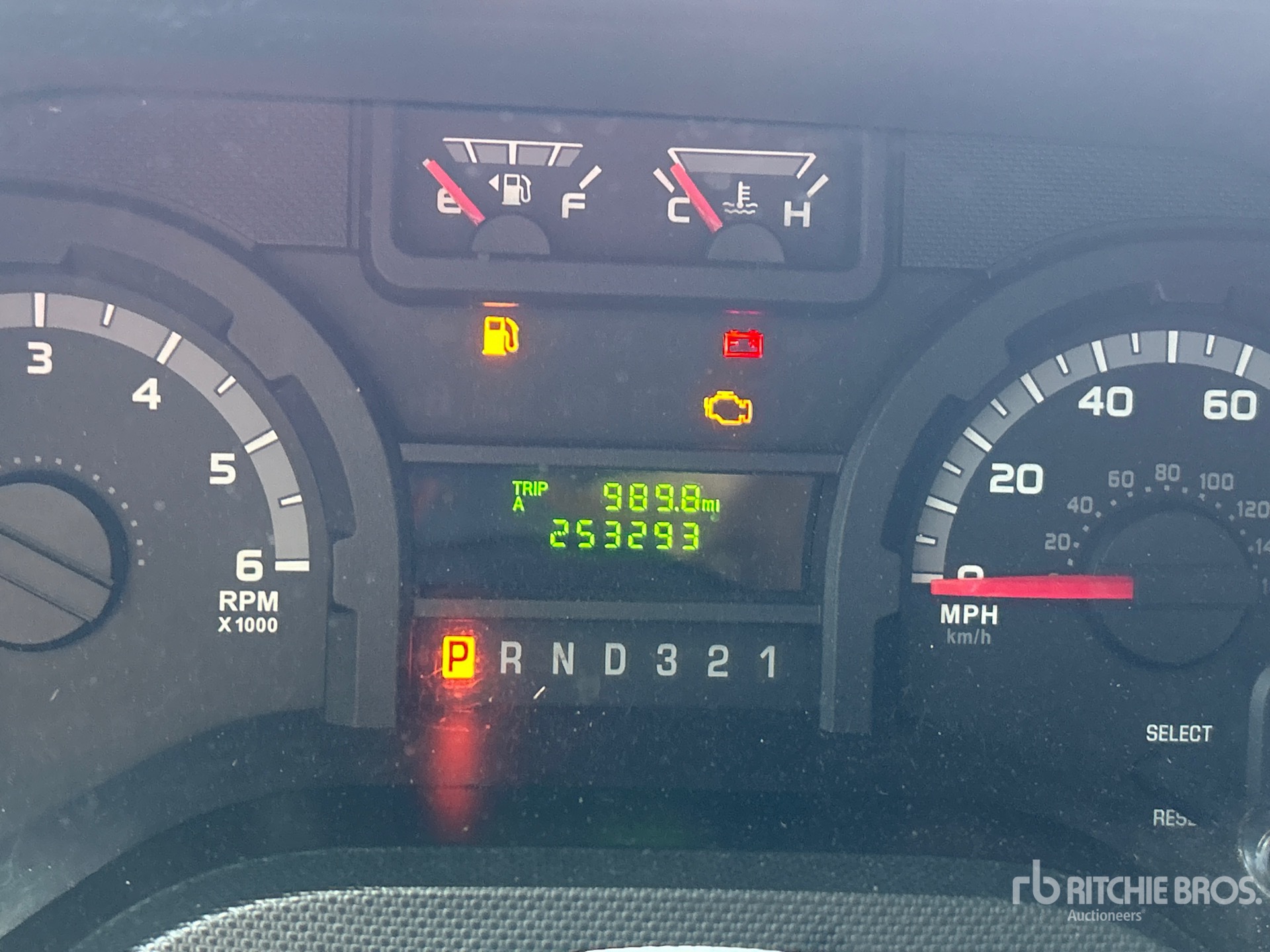 2015 Ford E-350 Starcraft