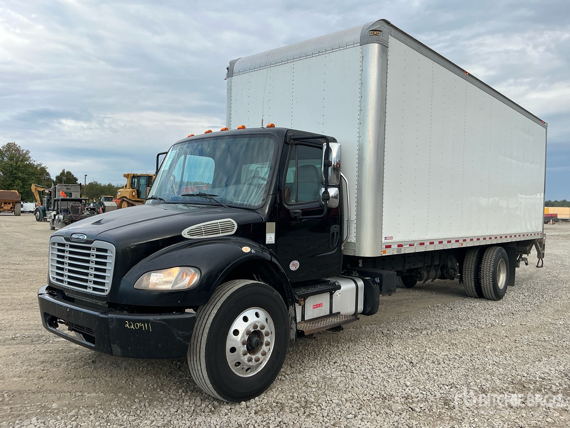 2019 Freightliner M2 106