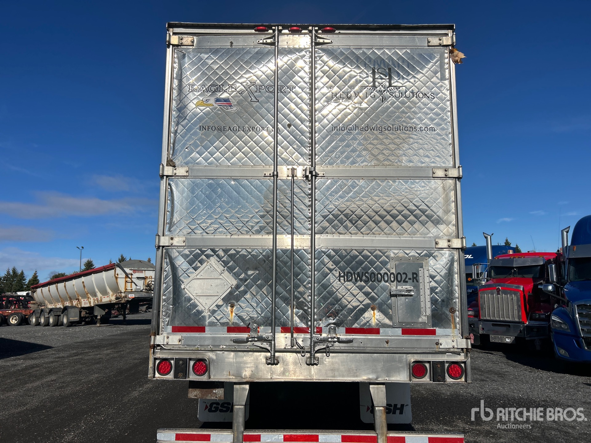 2003 Utility 3000R