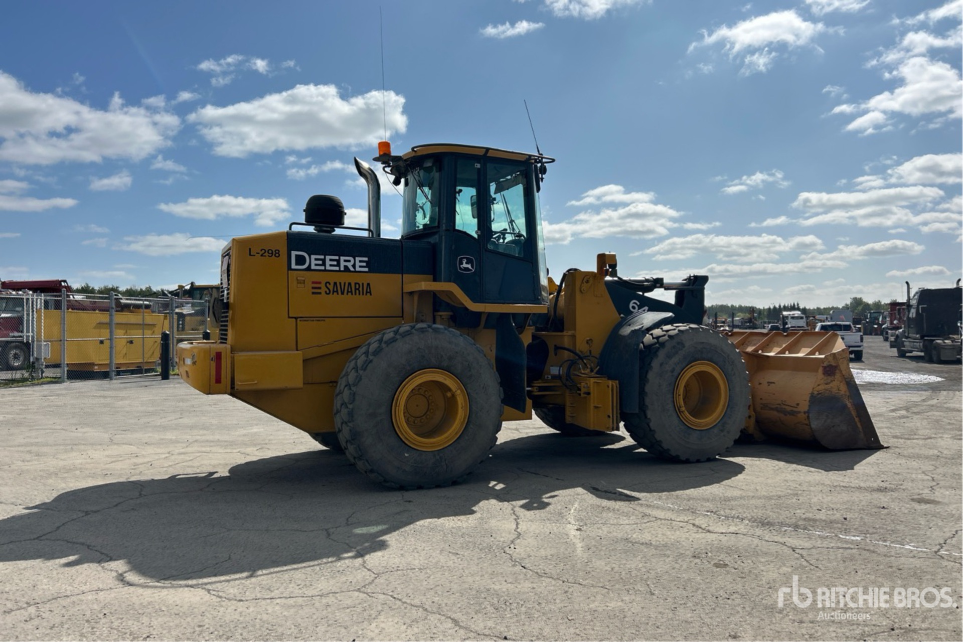 2005 John Deere 644J