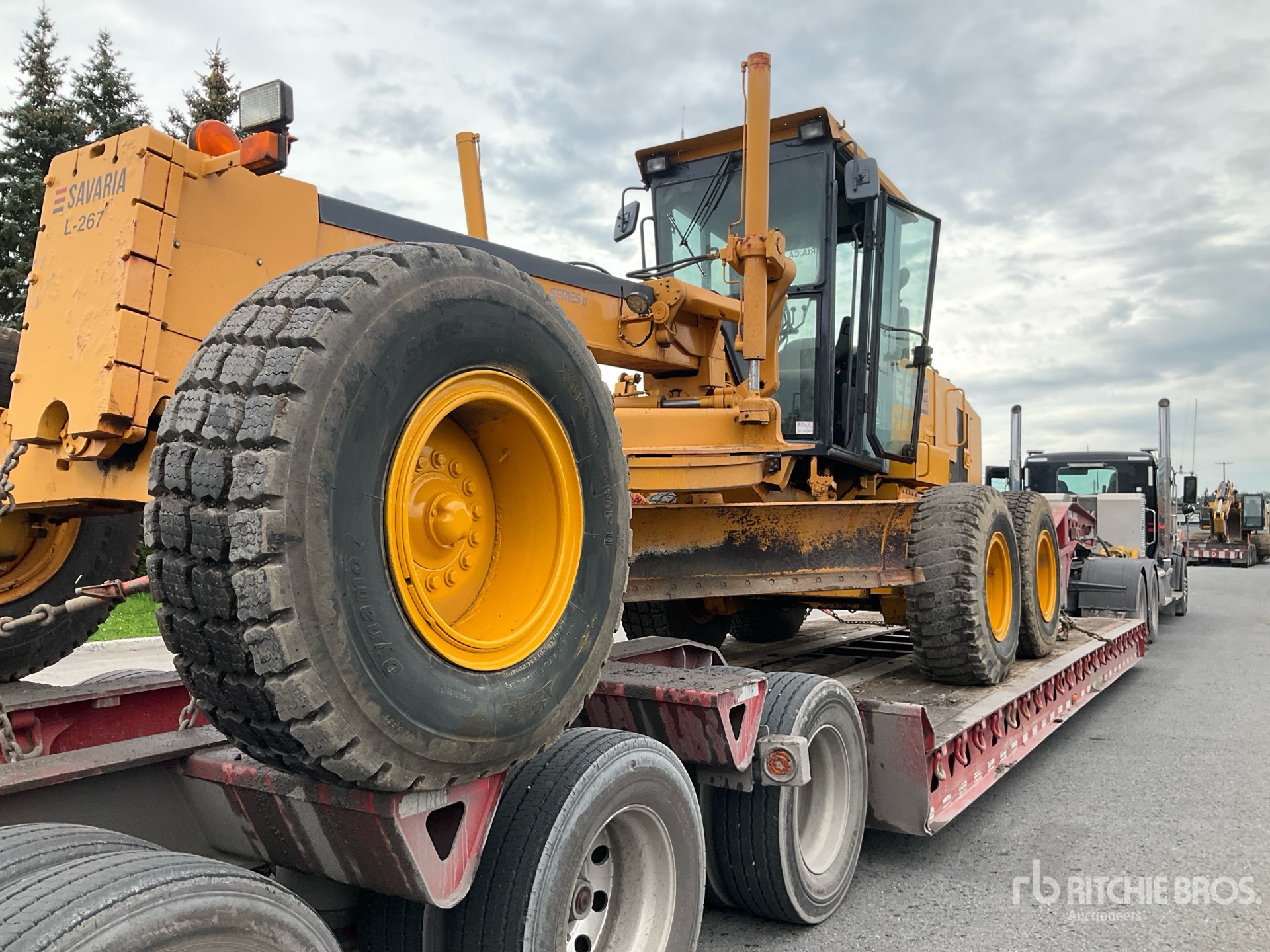 2003 John Deere 770CH
