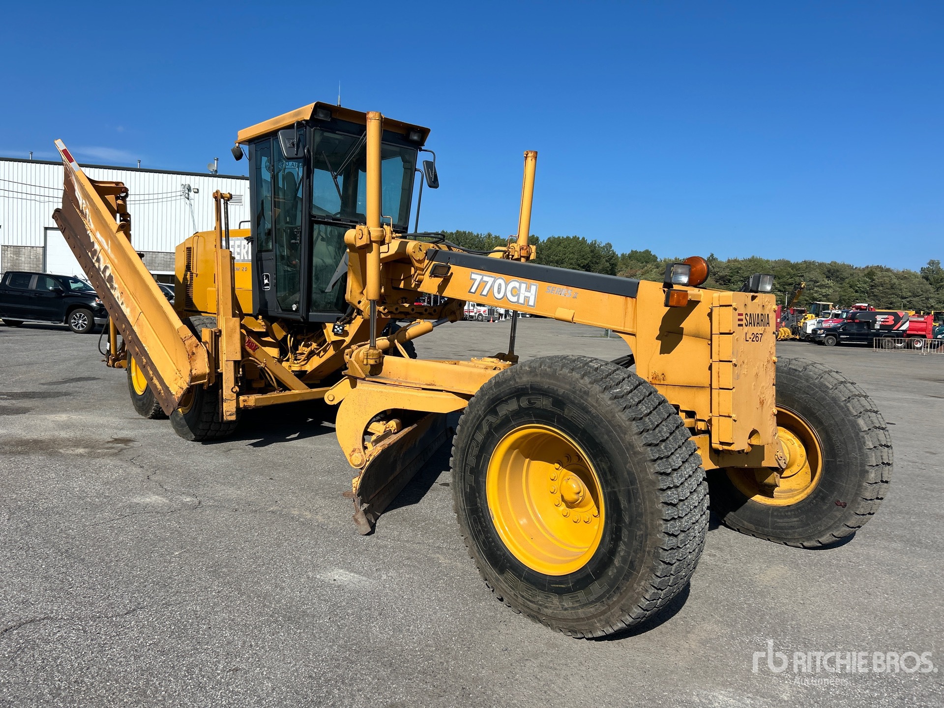 2003 John Deere 770CH