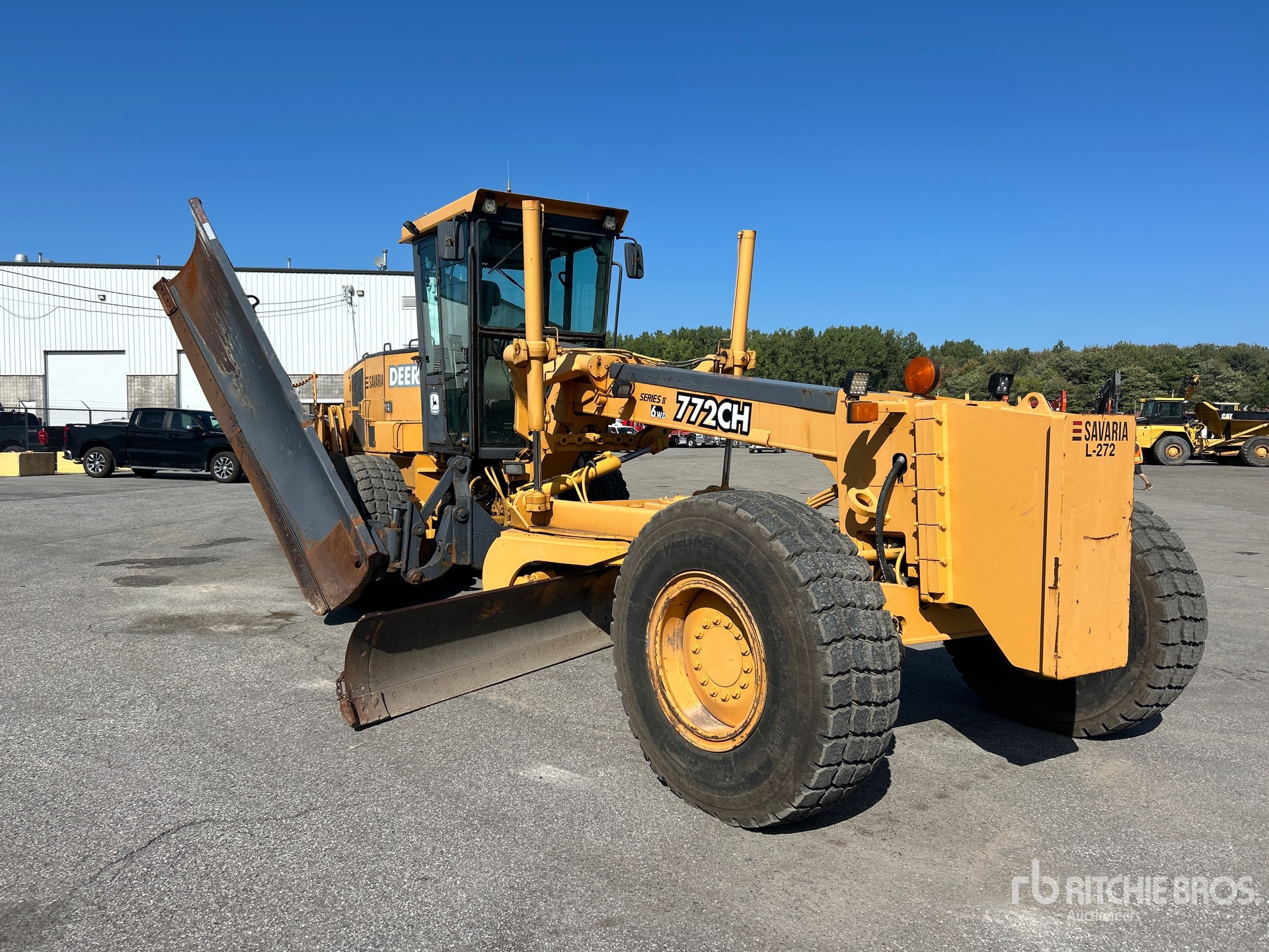 2004 John Deere 772CH