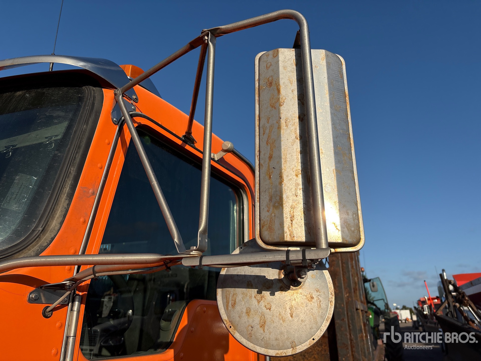 2019 Kenworth T370