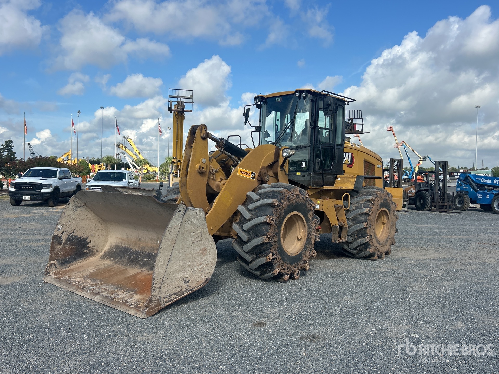 Photo of 2023 Caterpillar 938M