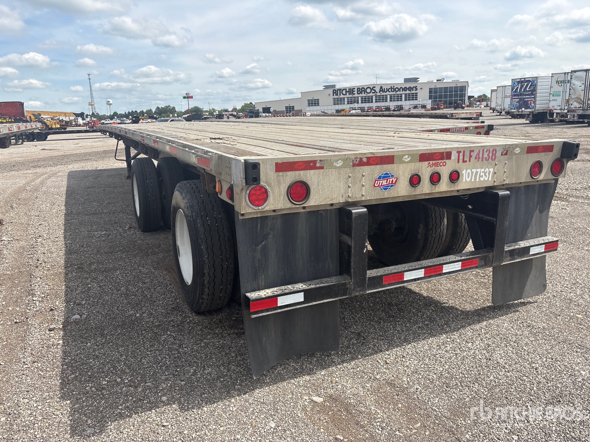 2015 Utility 48 FT T/A