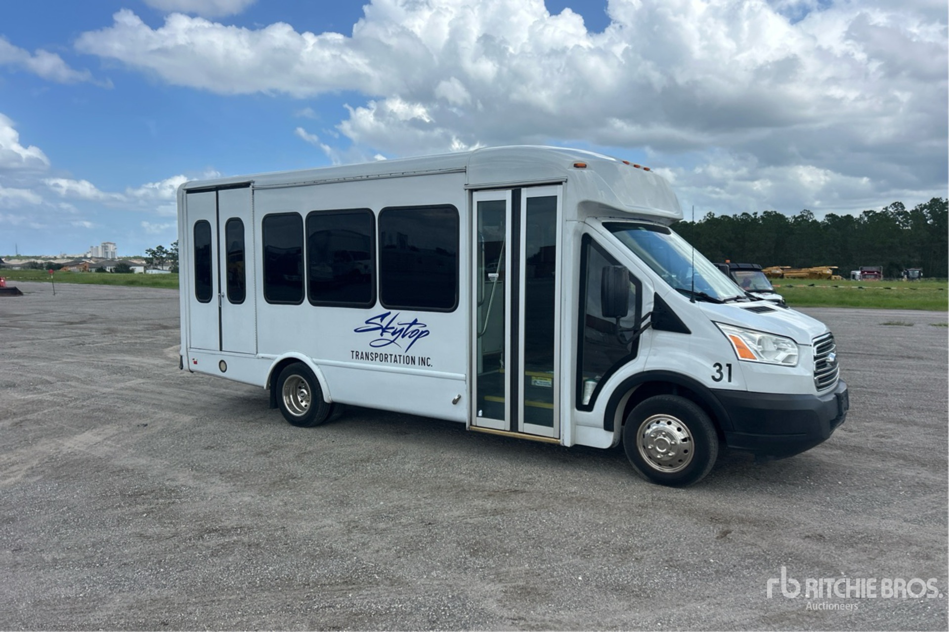 2019 Ford TRANSIT T-350 S