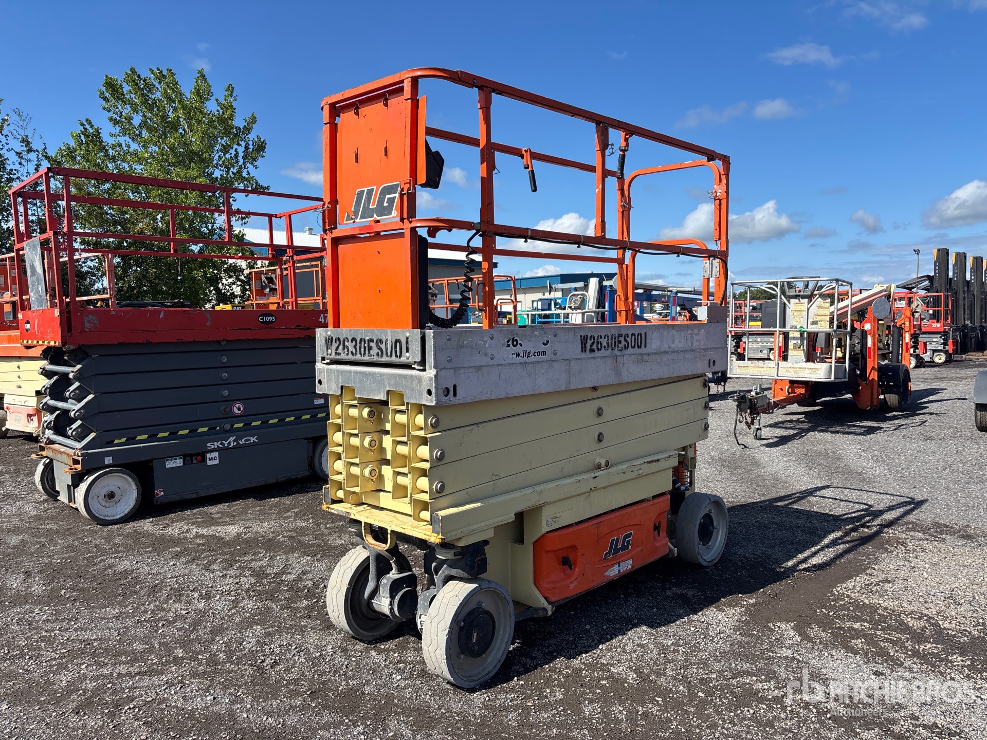 Photo of 2014 JLG 2630ES