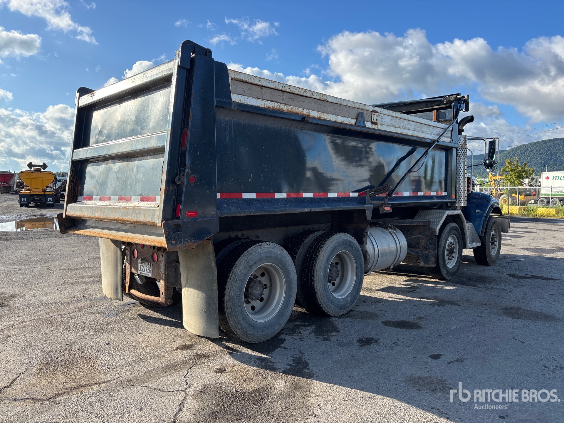 2007 Peterbilt 340