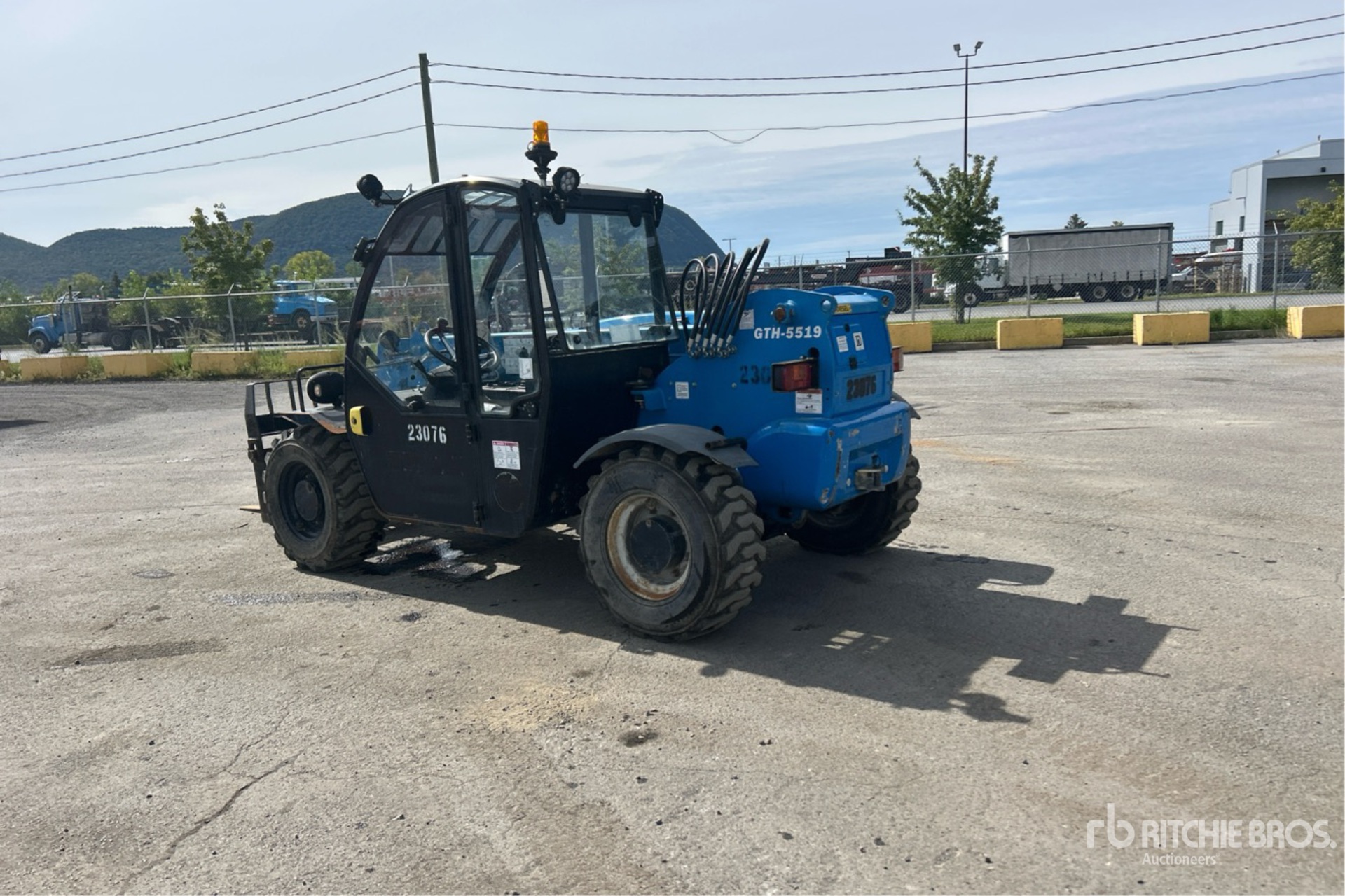 2018 Genie GTH-5519