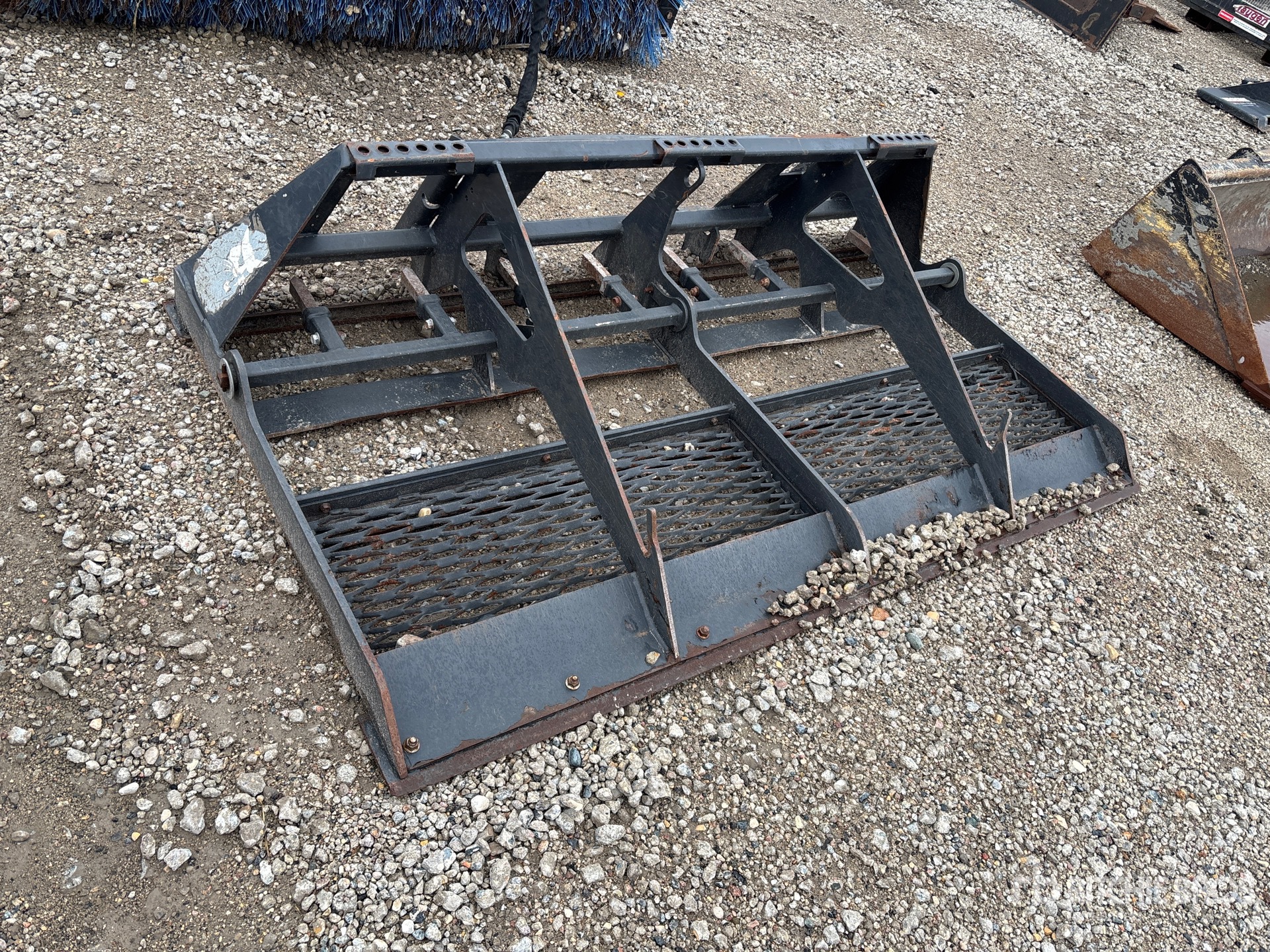 Bobcat 84 IN
