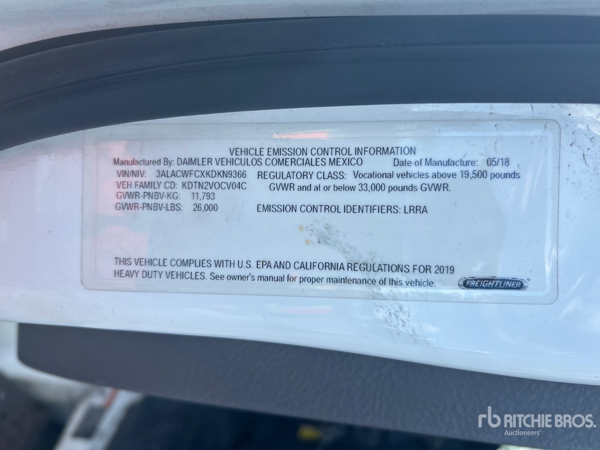 2019 Freightliner M2106