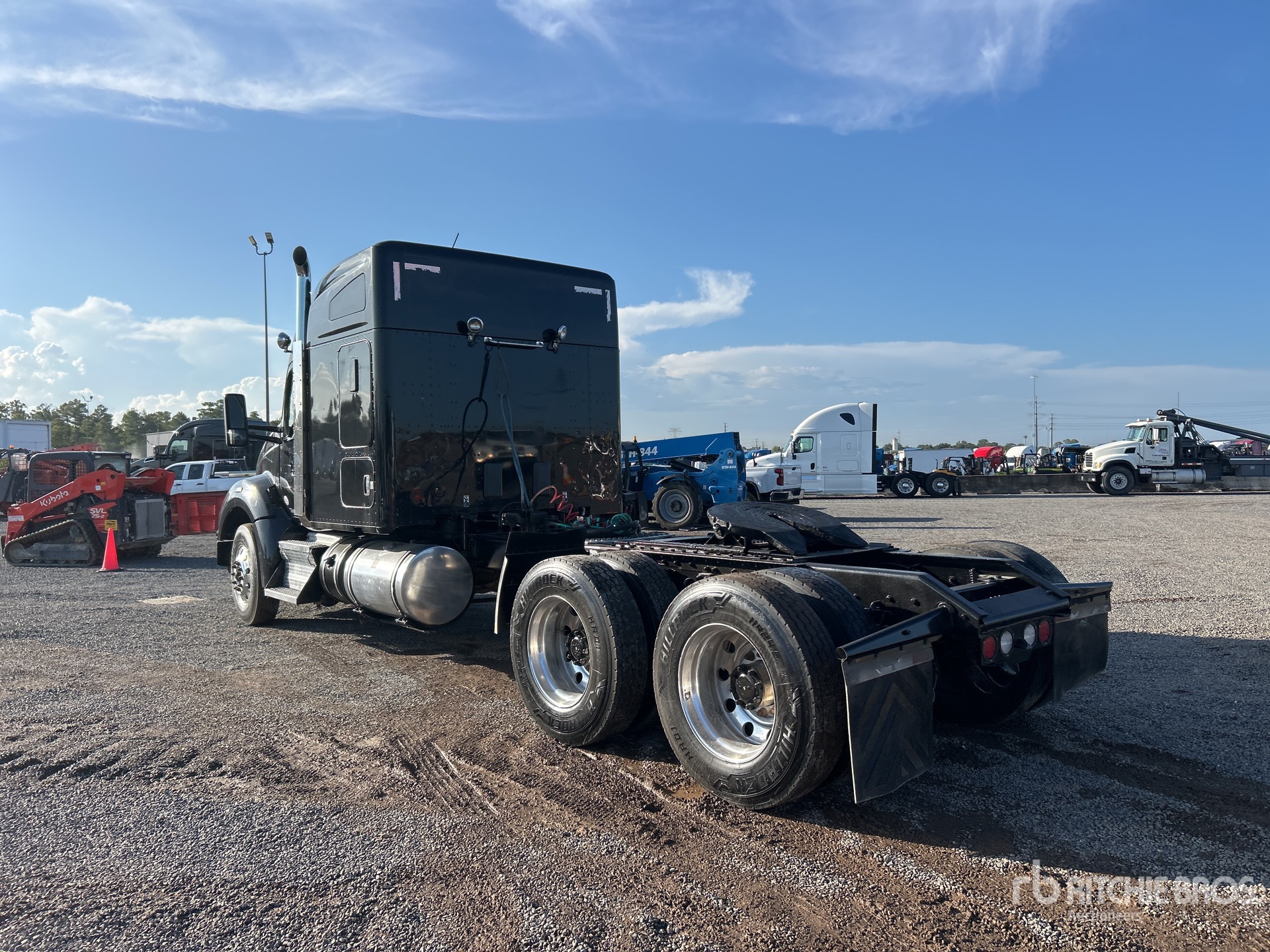 2021 Kenworth T880