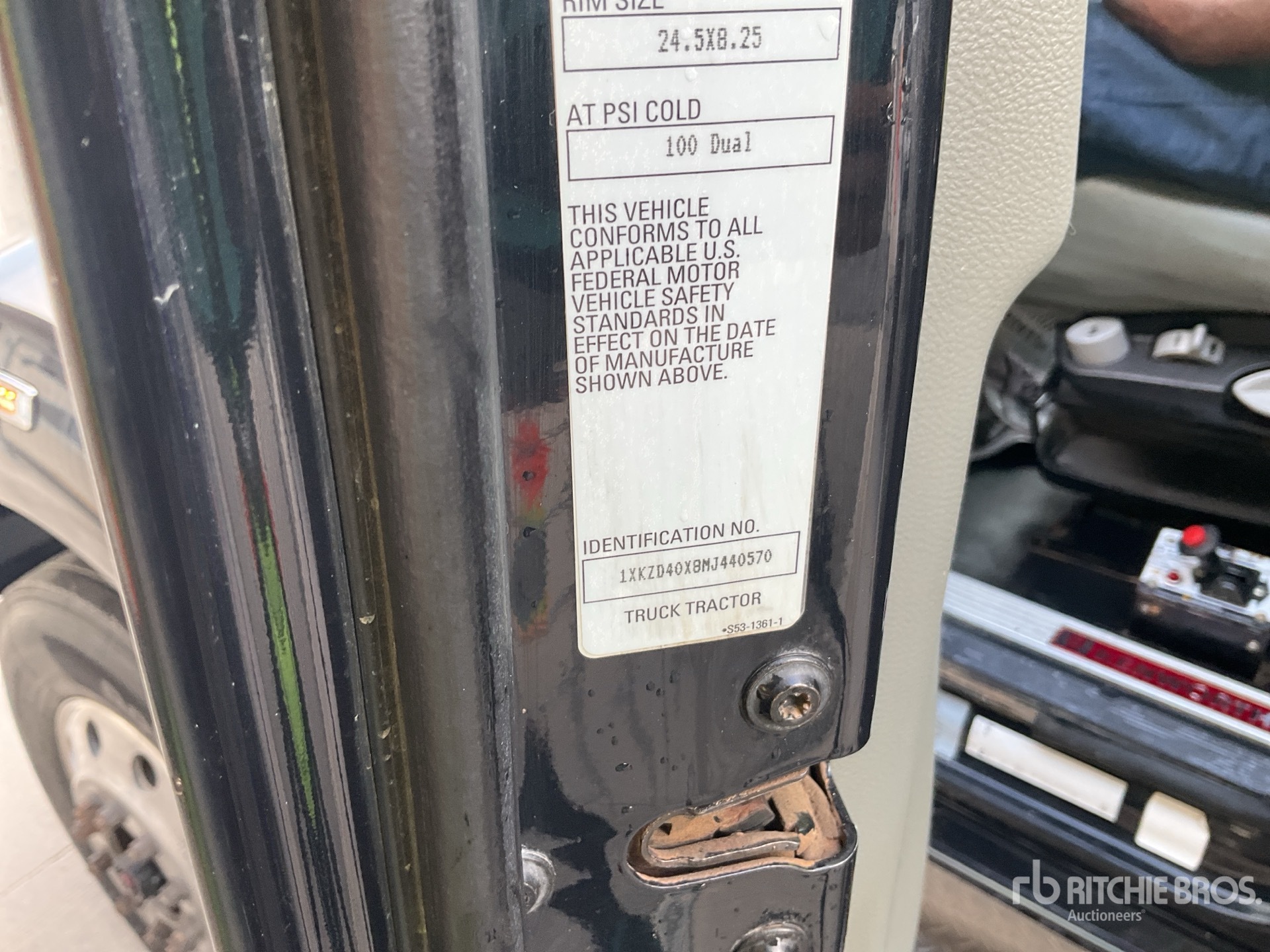 2021 Kenworth T880