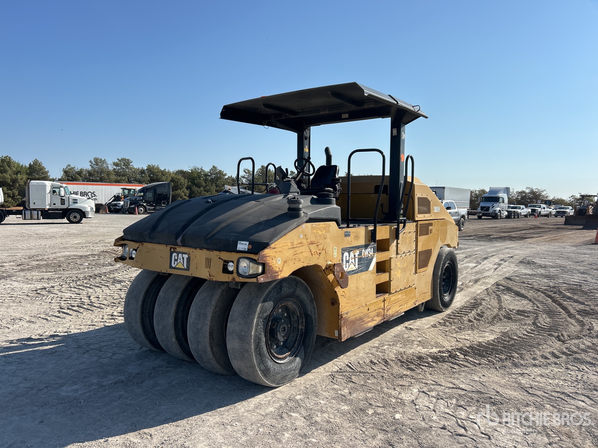 Photo of 2014 Caterpillar CW34