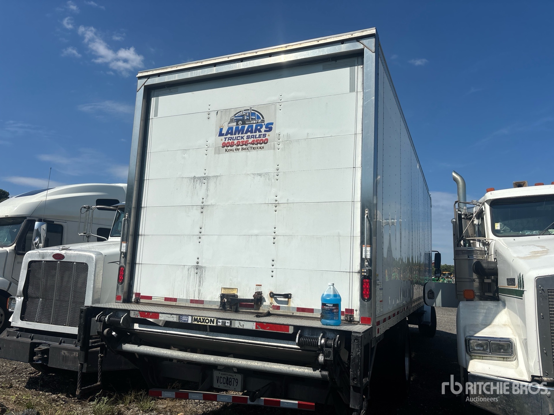 2021 Freightliner M2 106