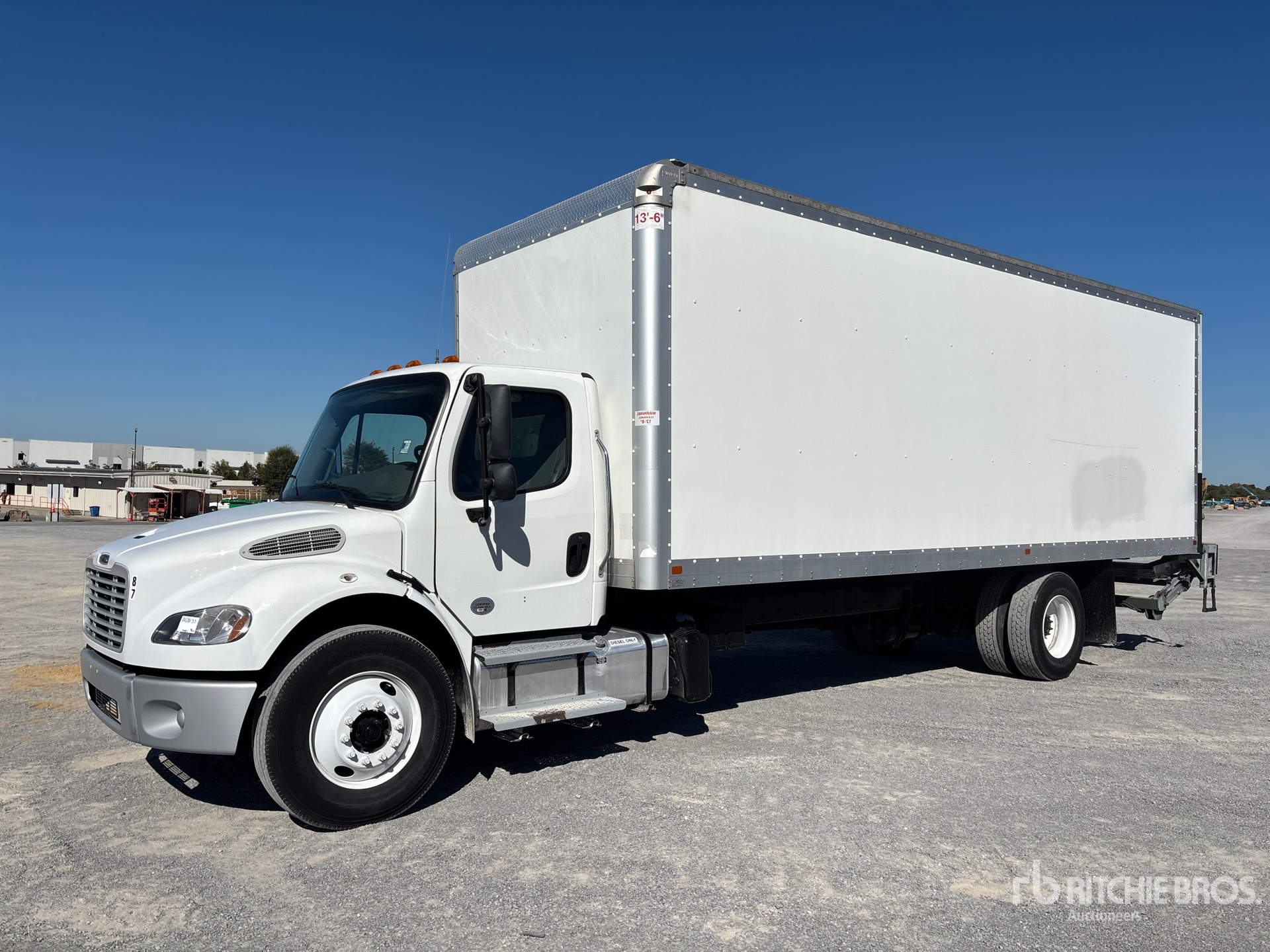 2022 Freightliner M2 106