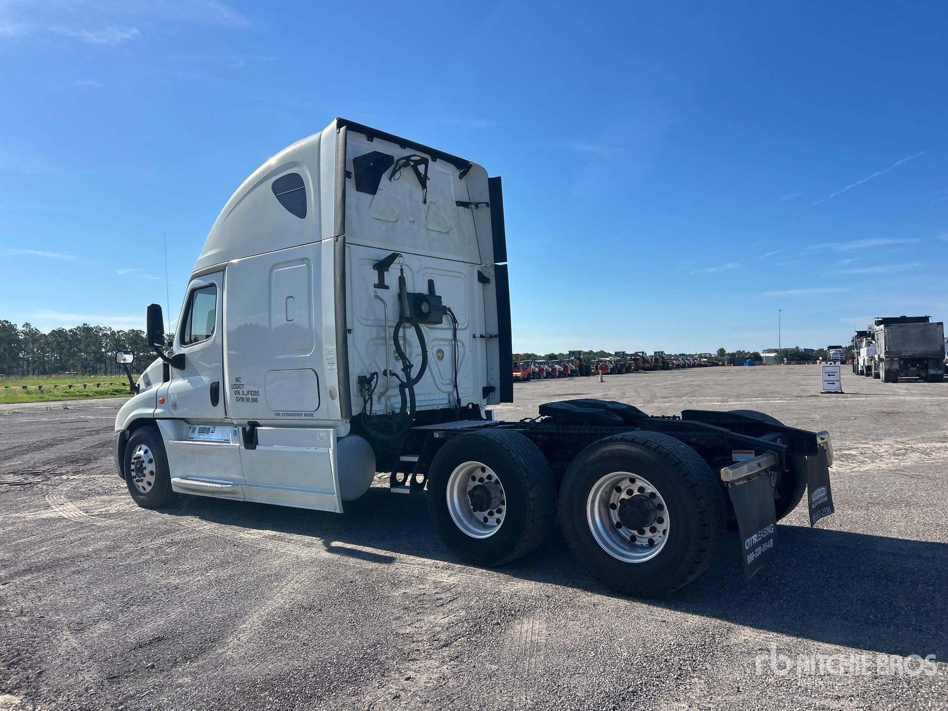 2018 Freightliner CASCADIA 125