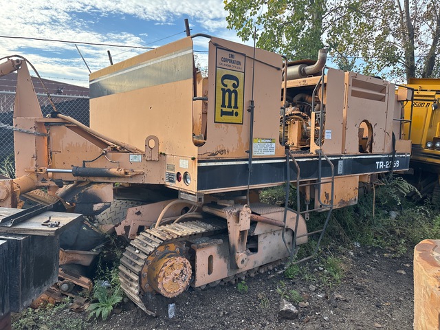 1998 CMI TR225B Tracked Trimmer (Inoperable) 1998 CMI TR225B Tracked Trimmer (Inoperable)