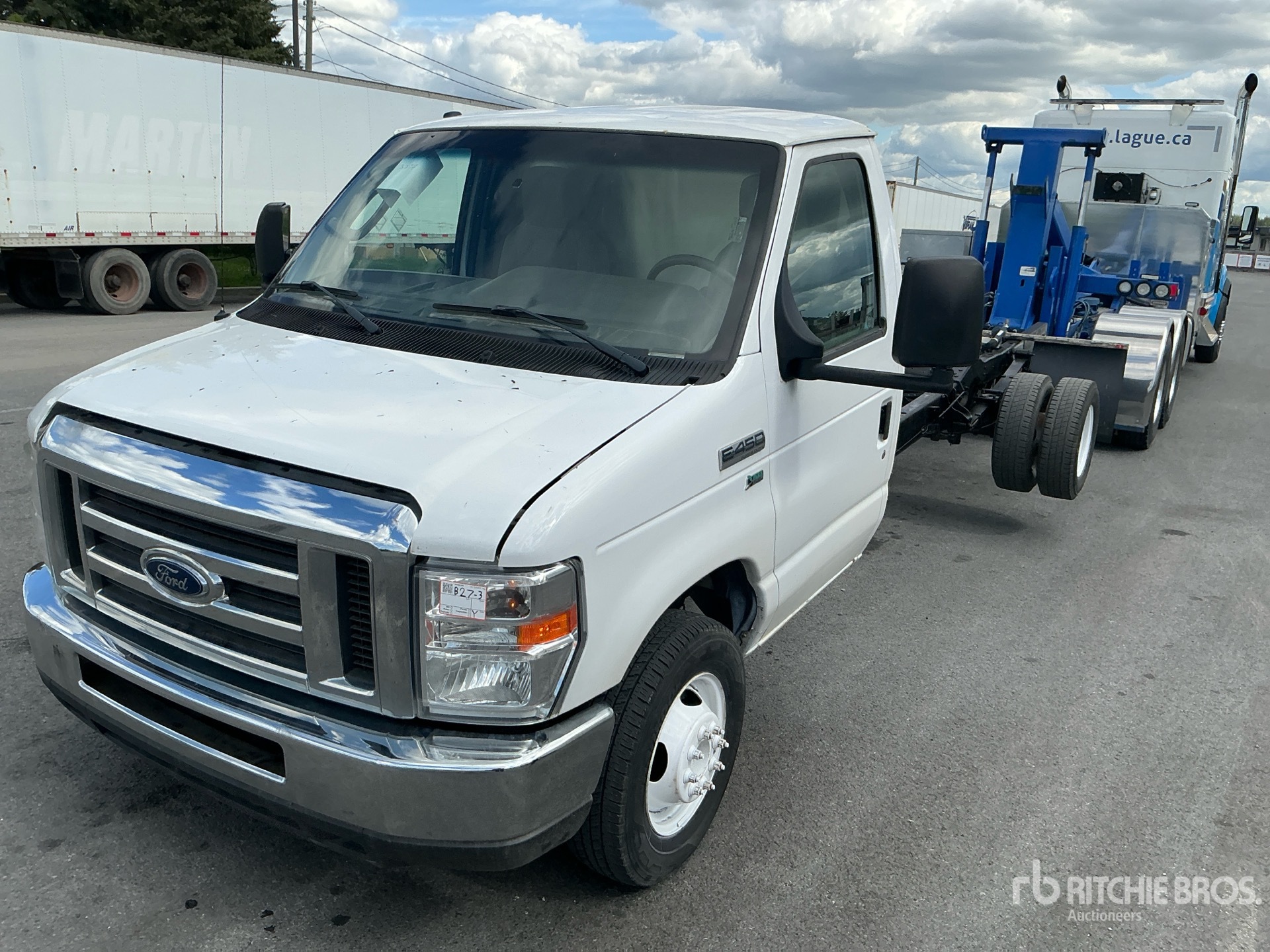 2019 Ford E-450