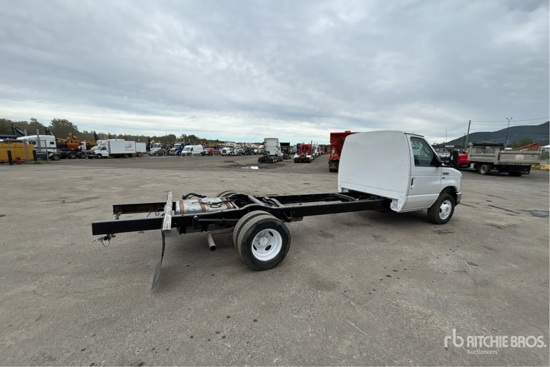 2019 Ford E-450