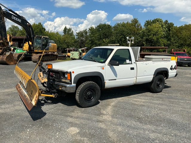 2000 GMC 2500 SL 4x4 Pickup 2000 GMC 2500 SL 4x4 Pickup