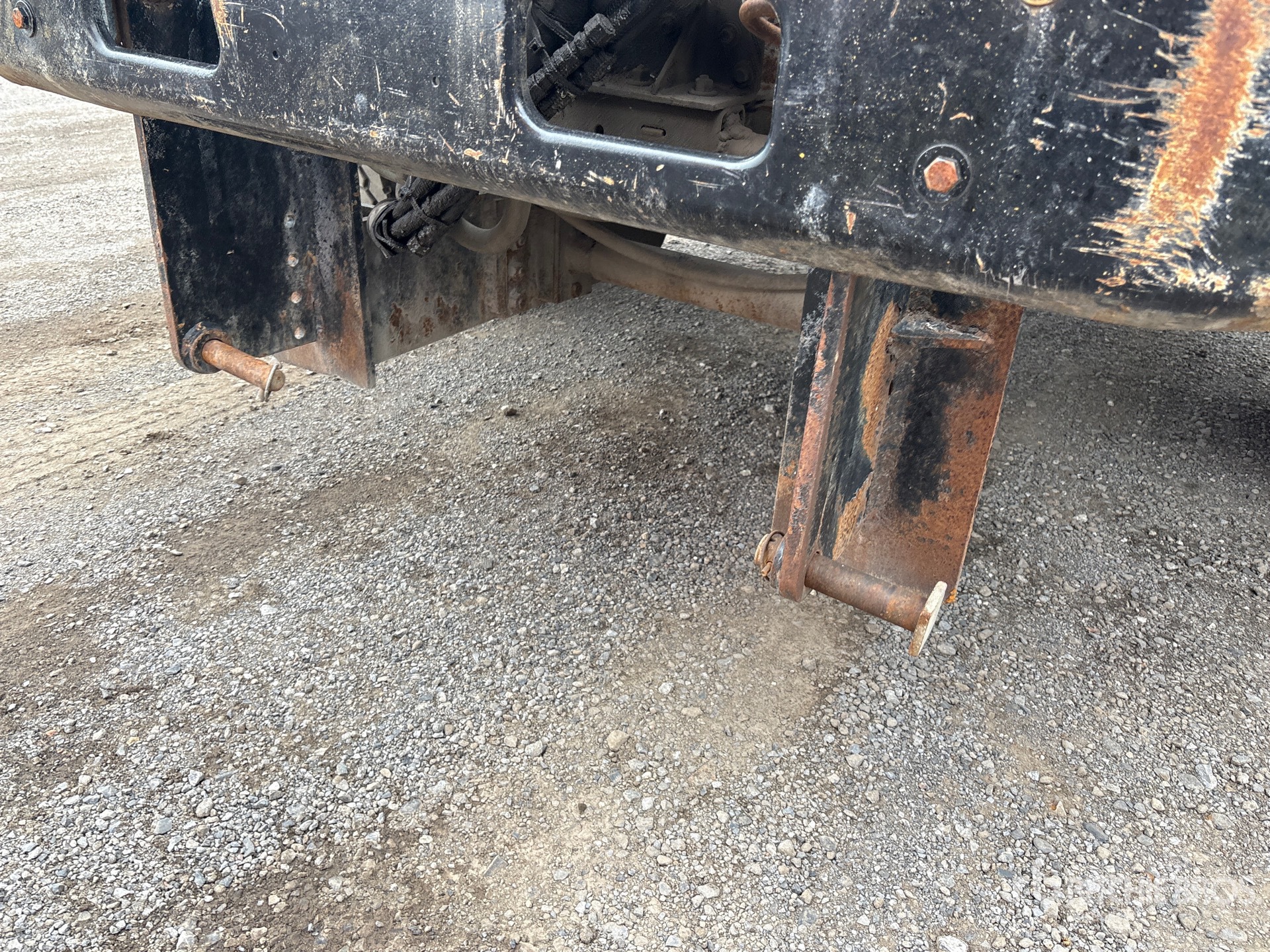 2000 Sterling L9500