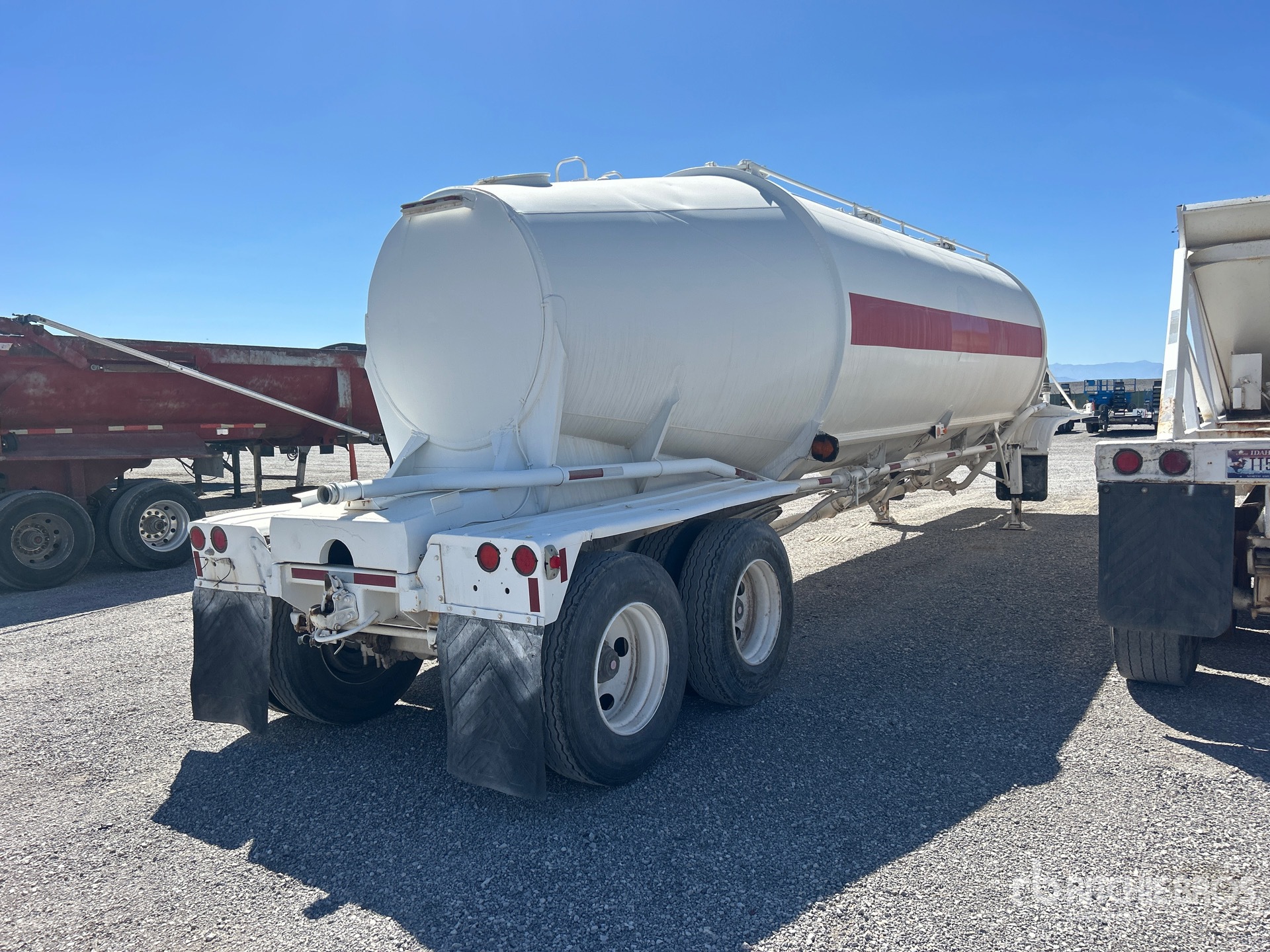 1972 Fruehauf T/A