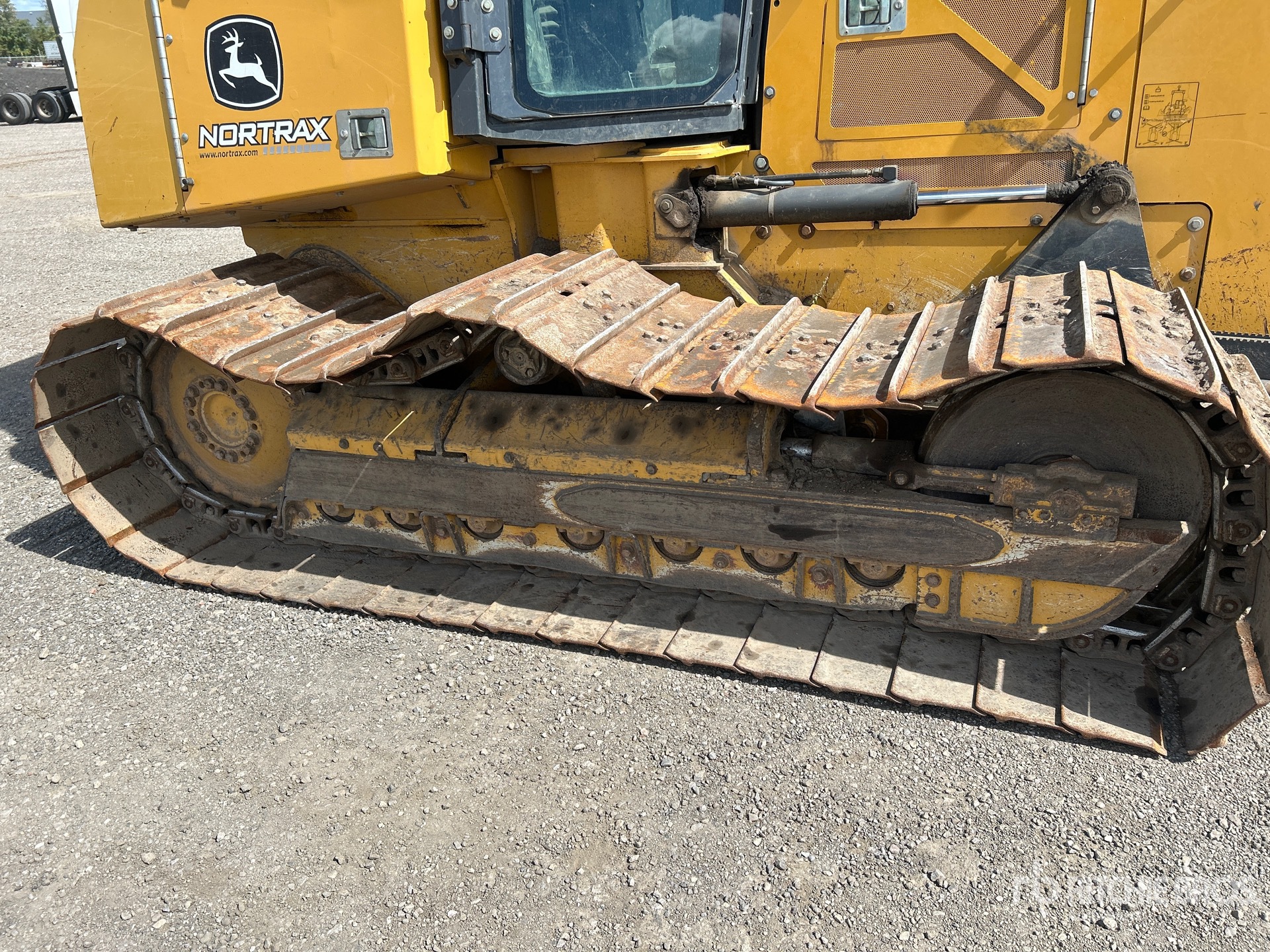 2016 John Deere 650K LGP