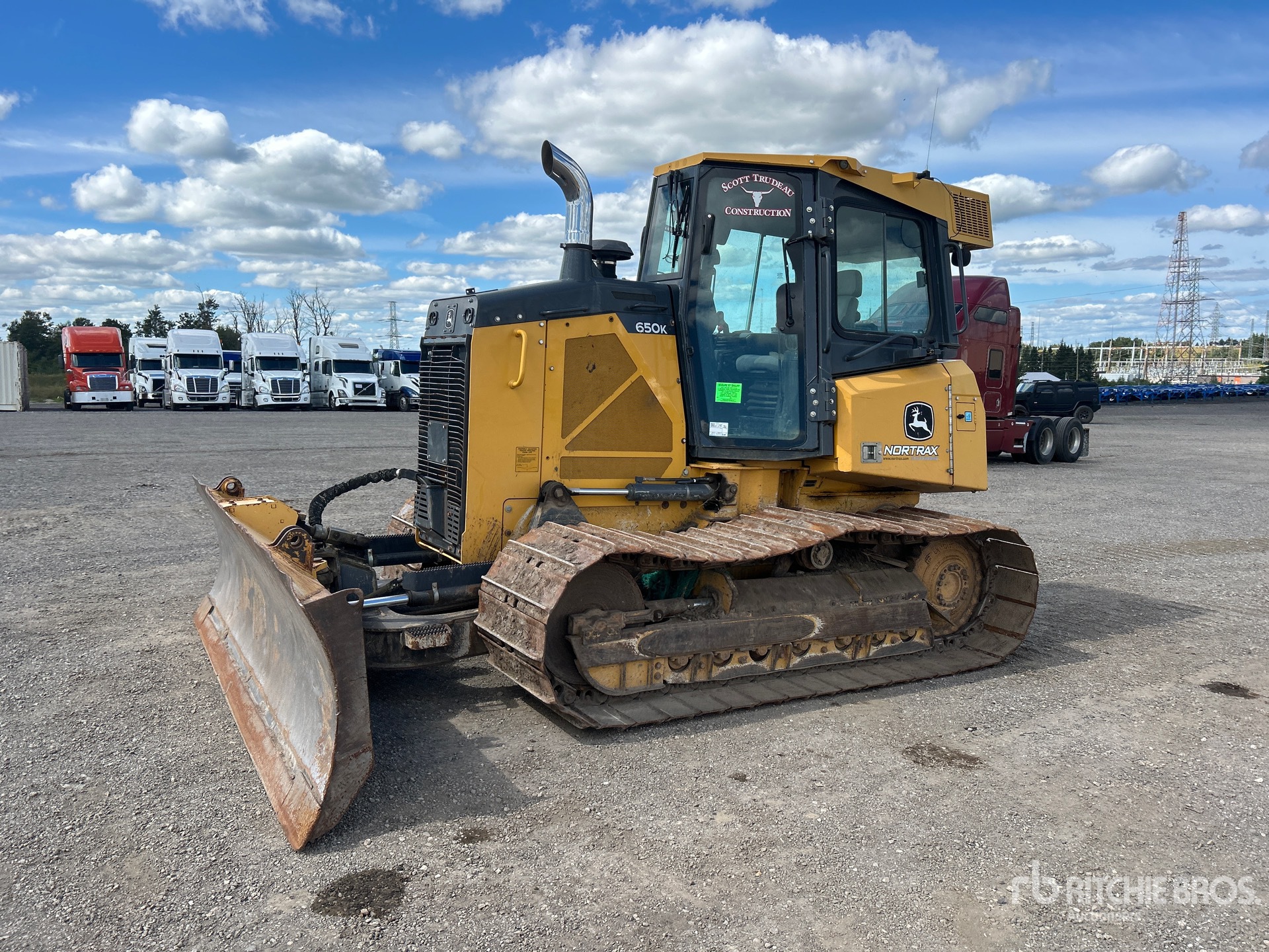 2016 John Deere 650K LGP