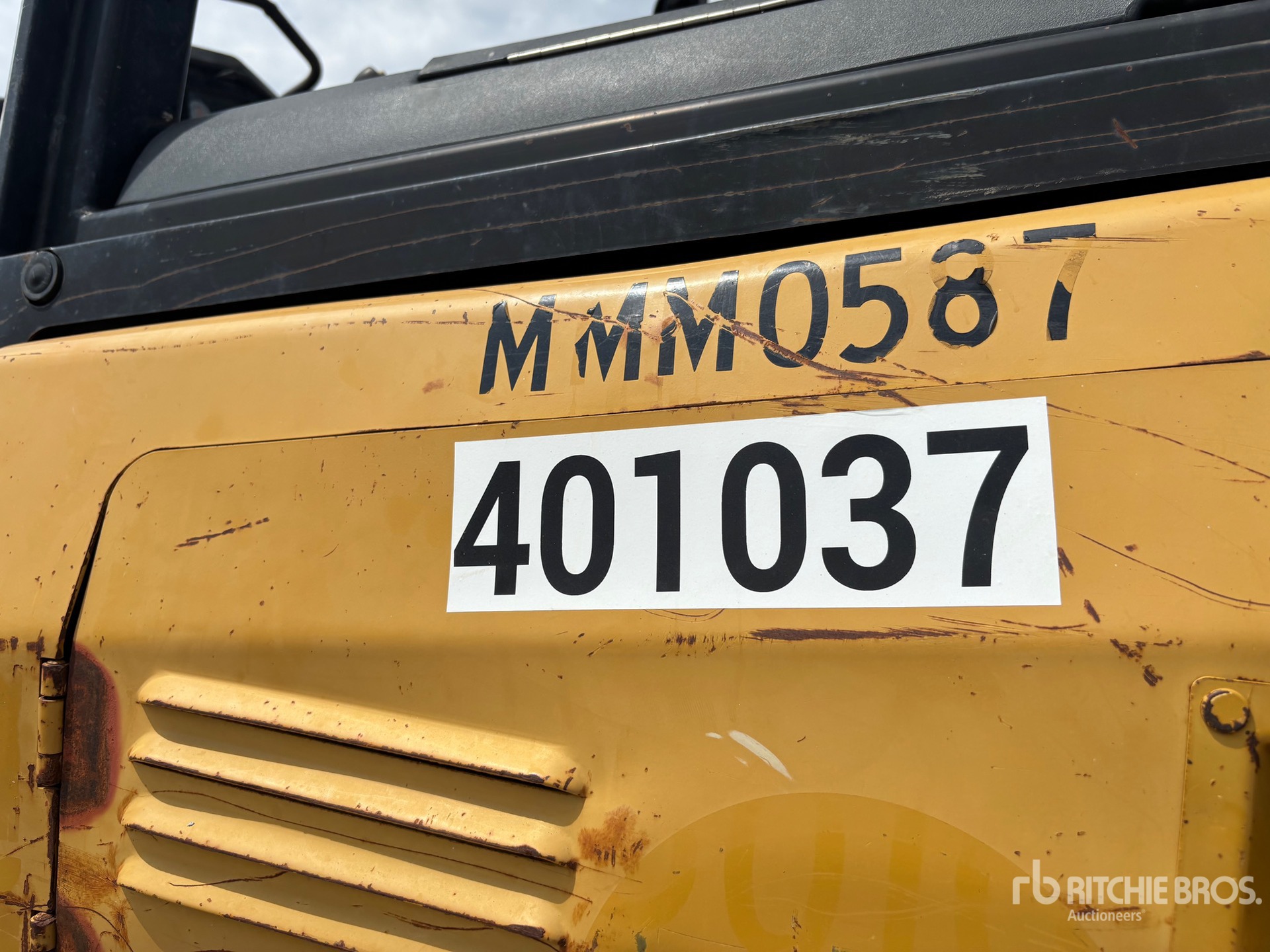 2011 Caterpillar D4K XL