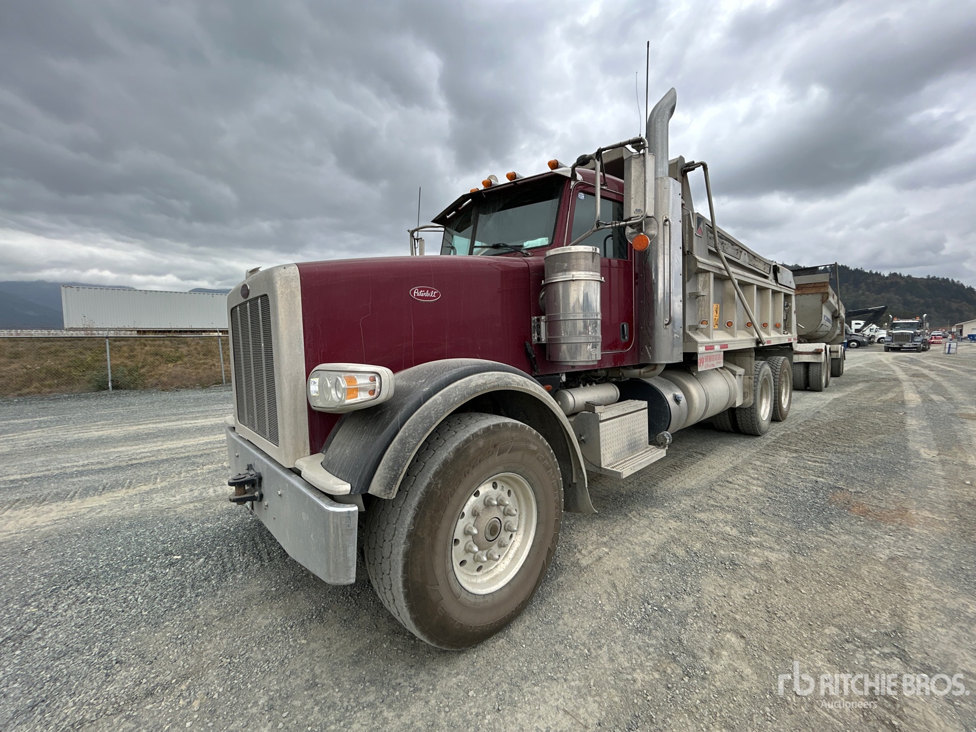2020 Peterbilt 367