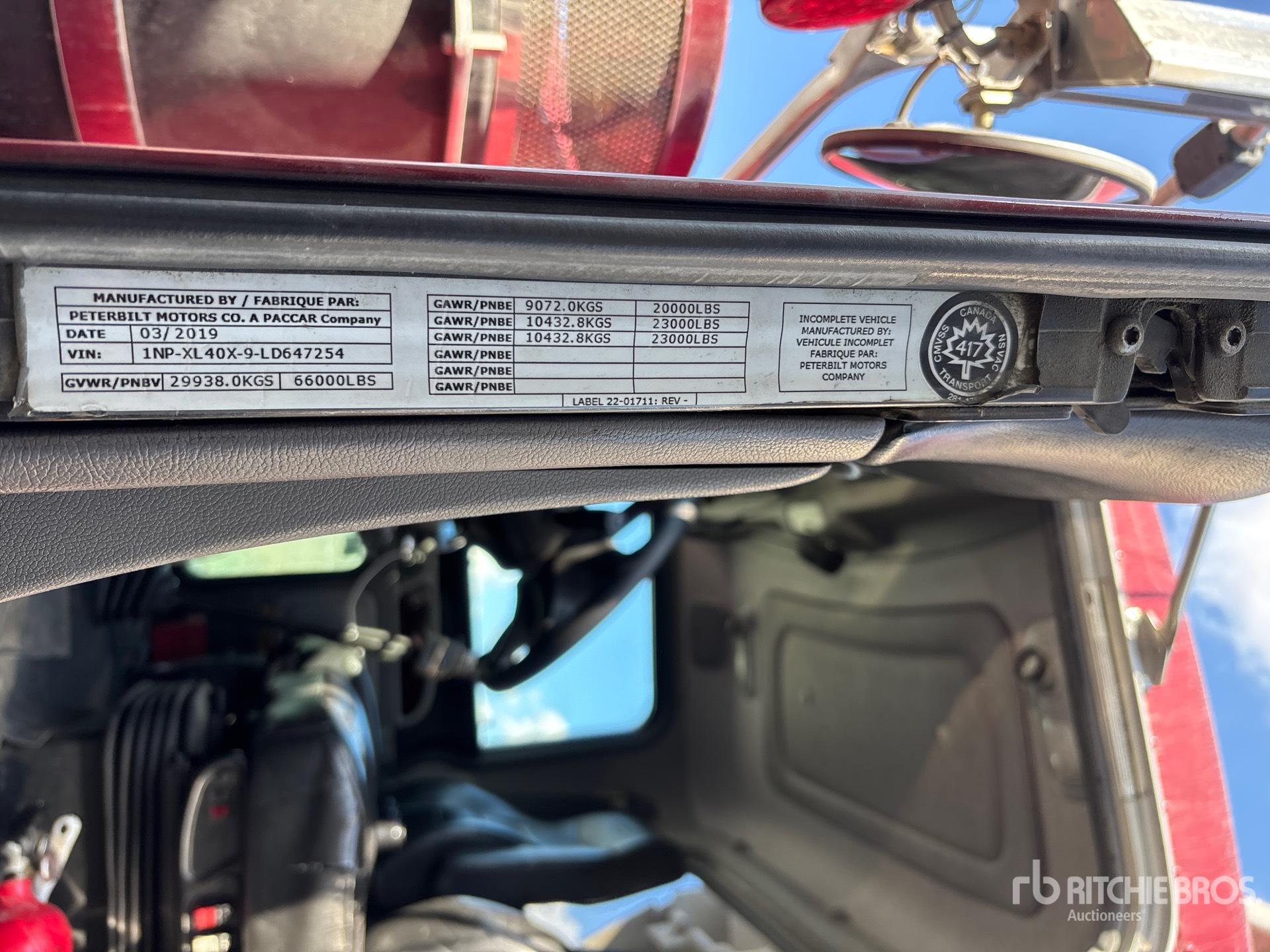 2020 Peterbilt 389